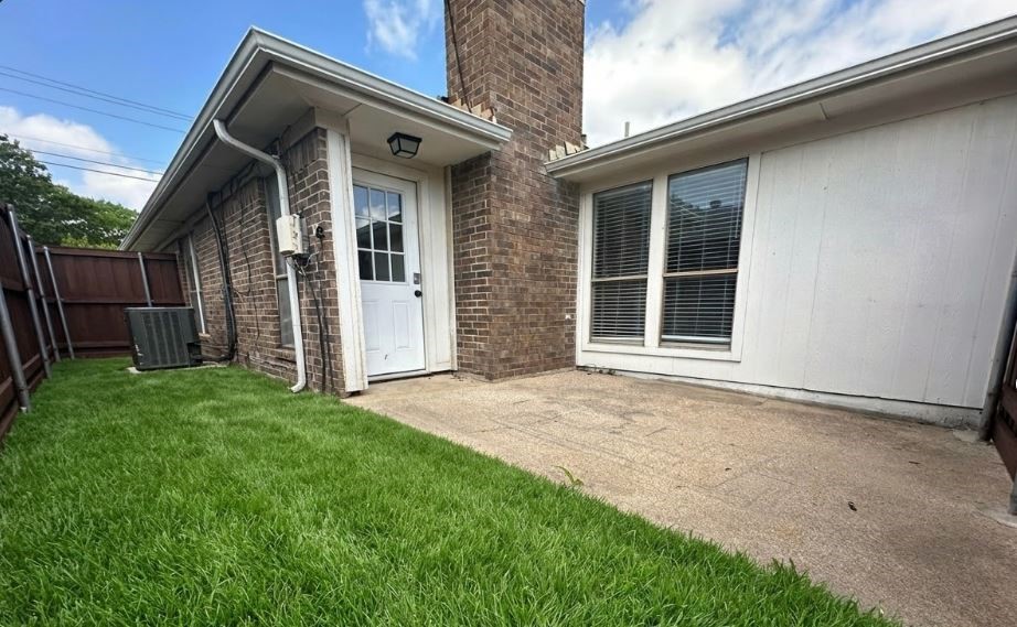 726 Cory Street Grapevine TX 76051