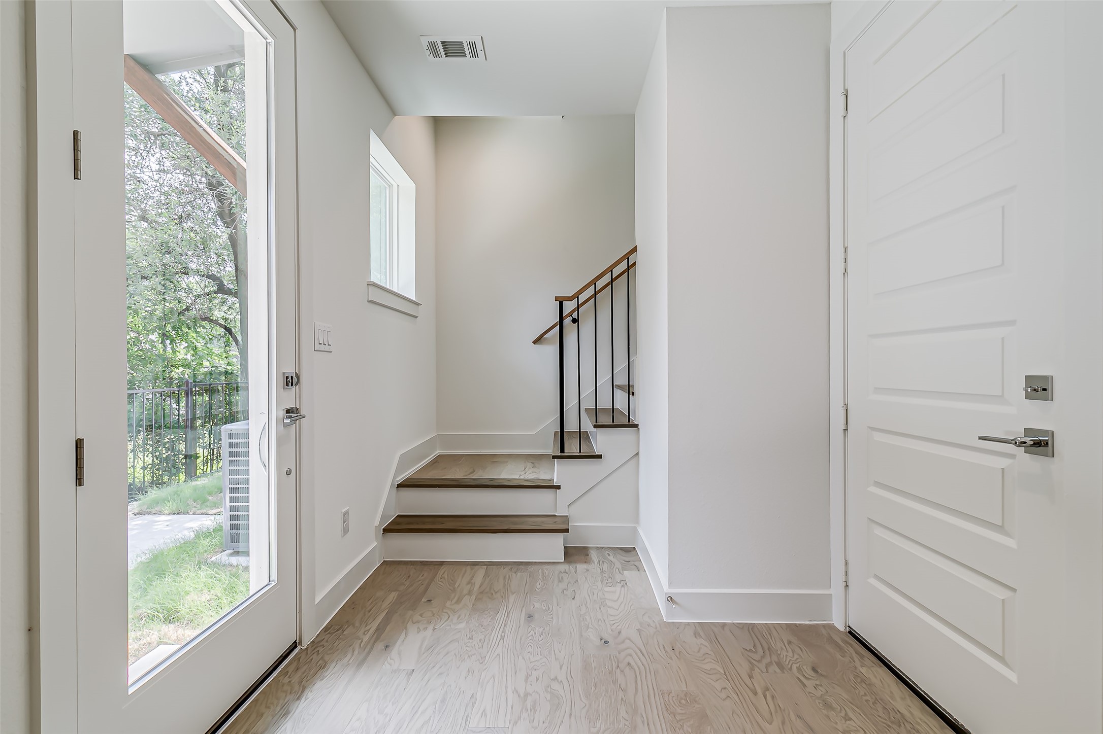 6028 Lewis Street Dallas TX 75206
