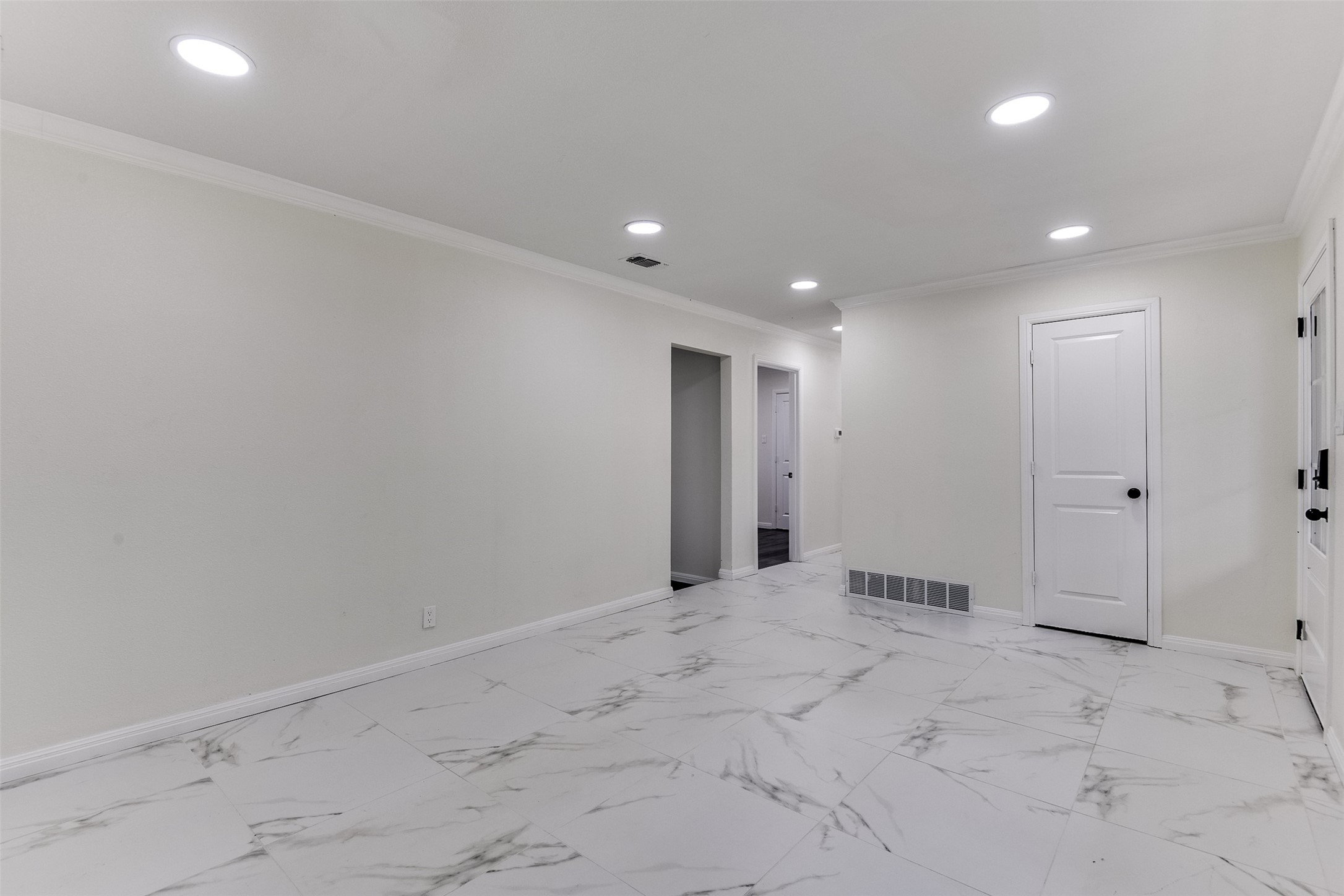 258 Somerset Terrace Bedford TX 76022