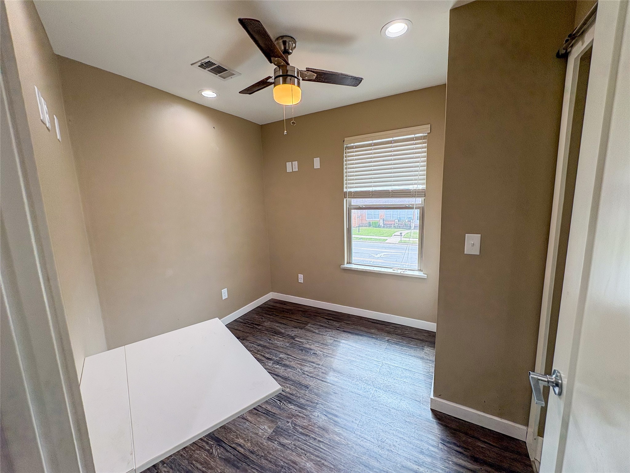 301 E Brockett Street Sherman TX 75090
