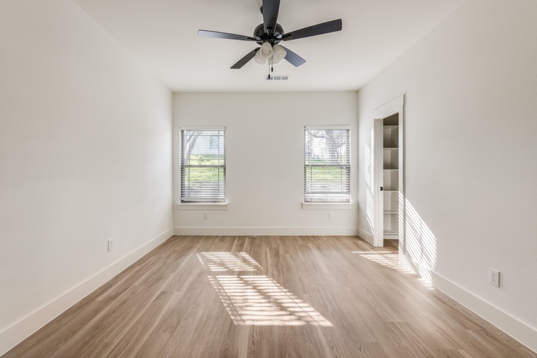 1224 Elva Warren Street Fort Worth TX 76115