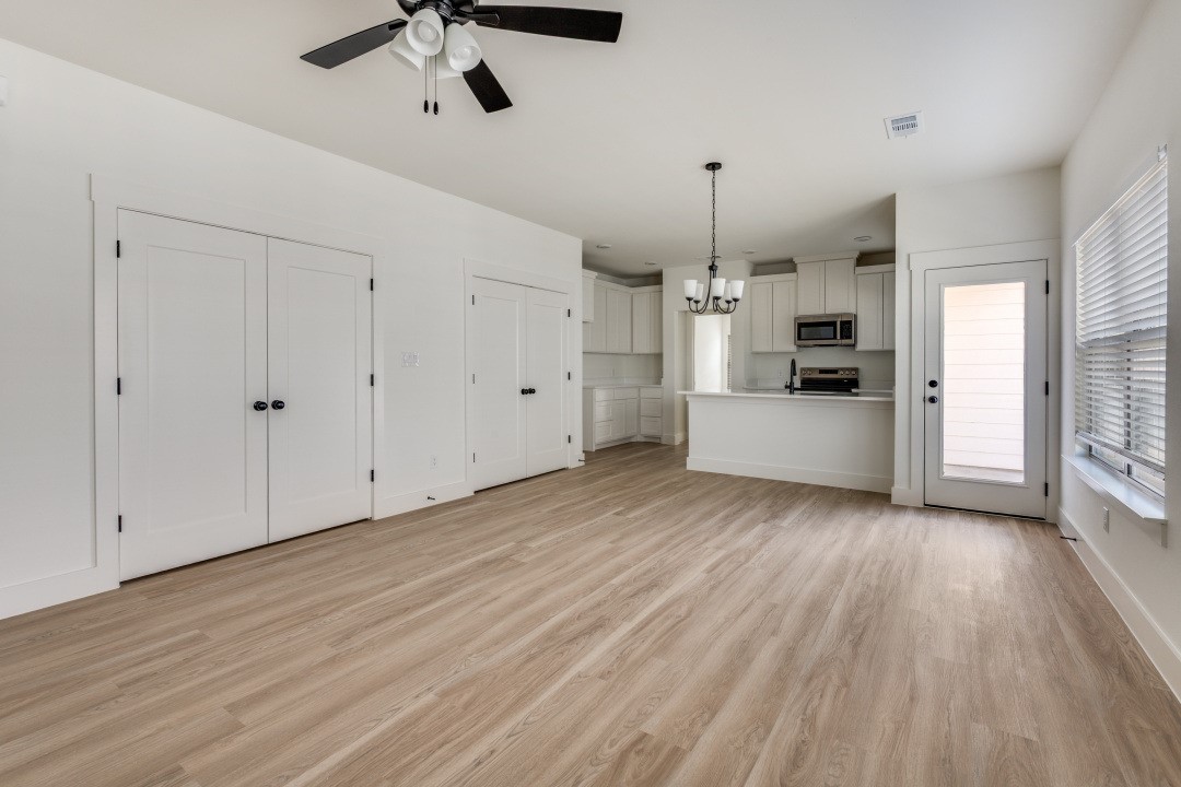 1224 Elva Warren Street Fort Worth TX 76115