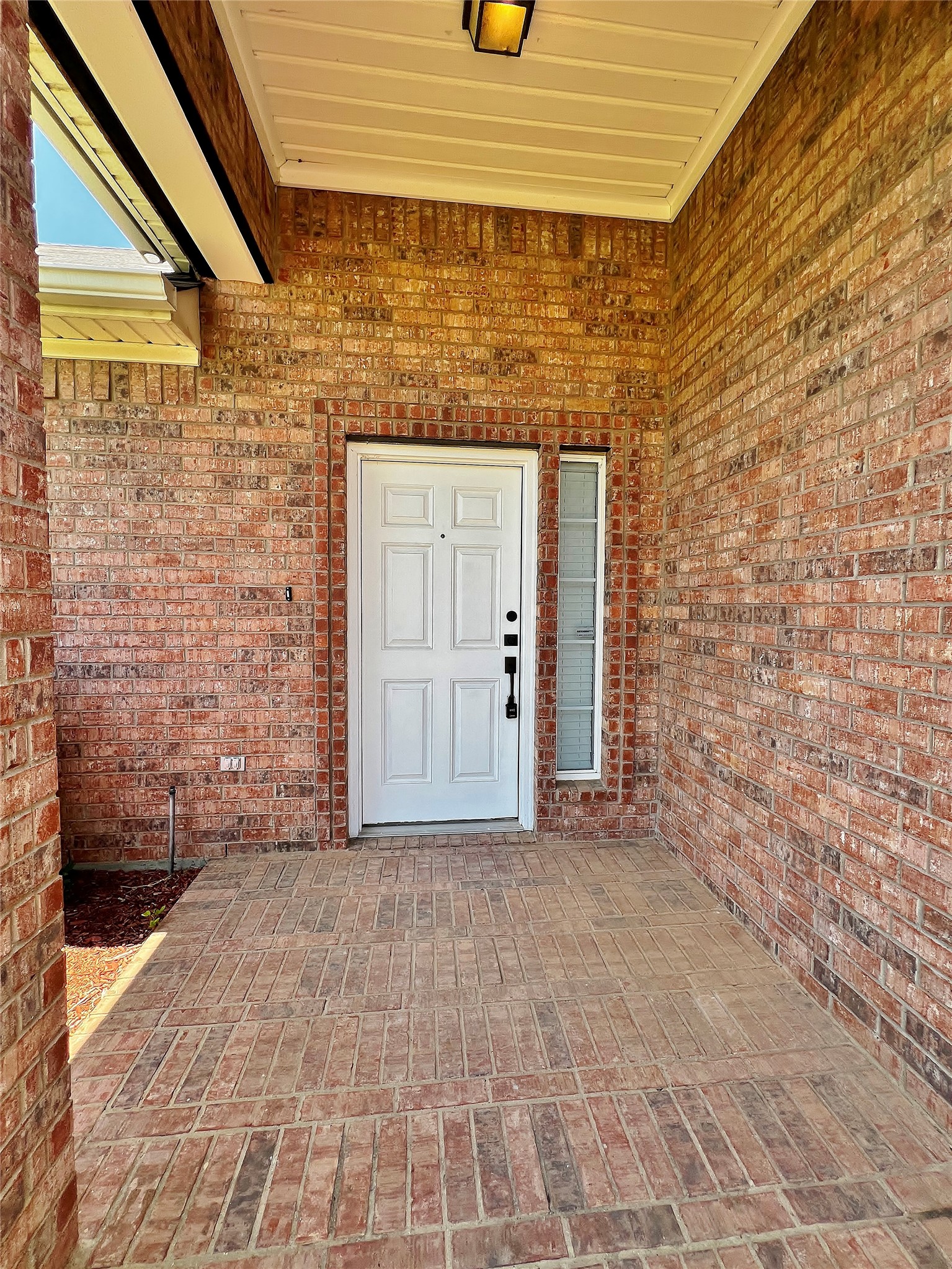 8000 Ranchvale Lane Arlington TX 76002