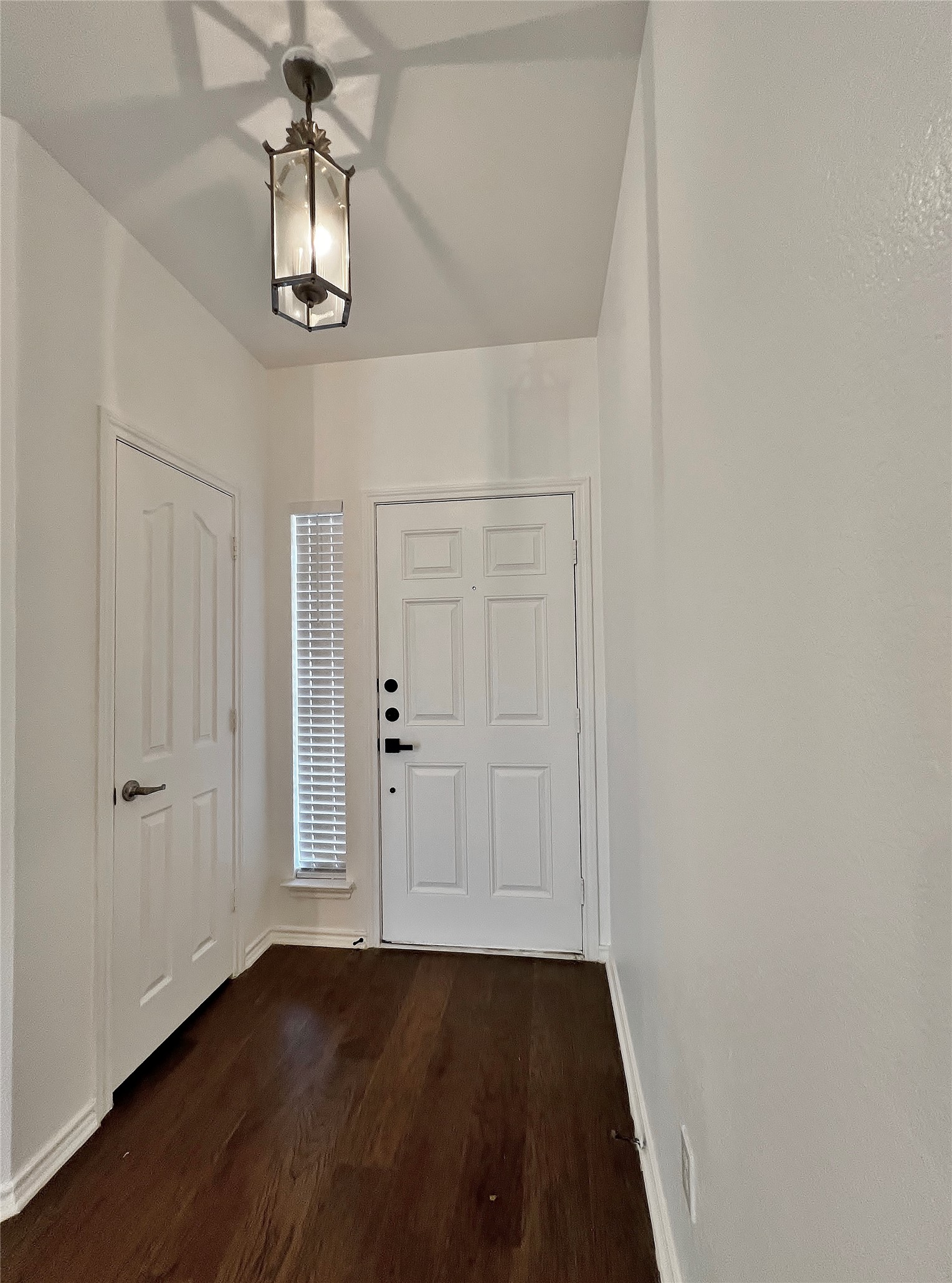 8000 Ranchvale Lane Arlington TX 76002