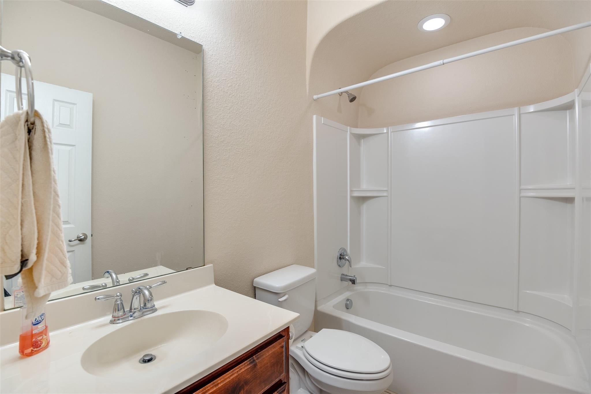 6677 Friendsway Drive Fort Worth TX 76137