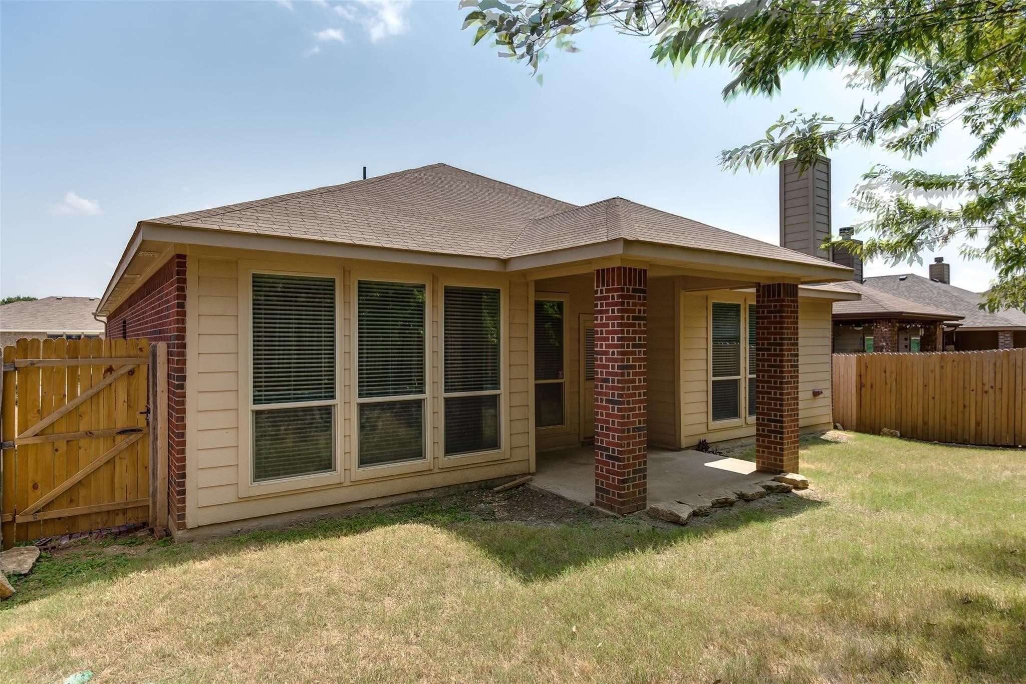 6677 Friendsway Drive Fort Worth TX 76137