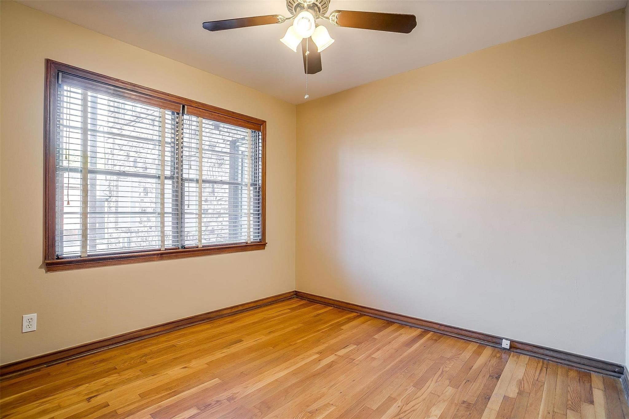 604 Monticello Drive Fort Worth TX 76107