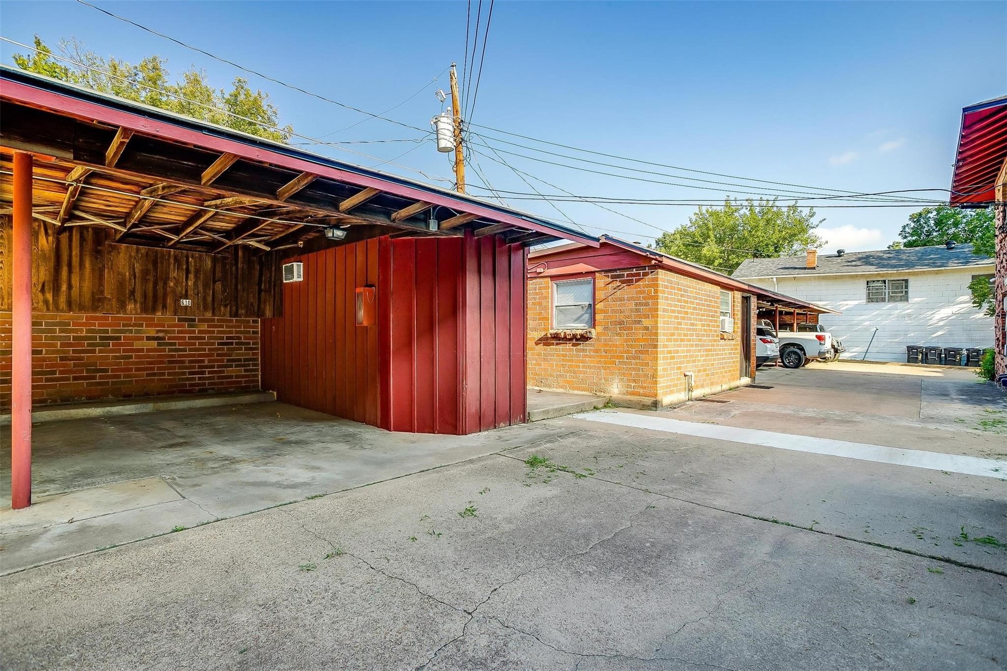 604 Monticello Drive Fort Worth TX 76107