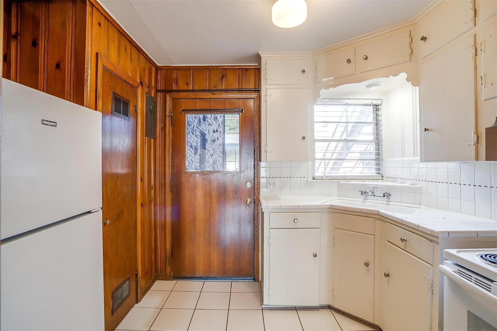 604 Monticello Drive Fort Worth TX 76107