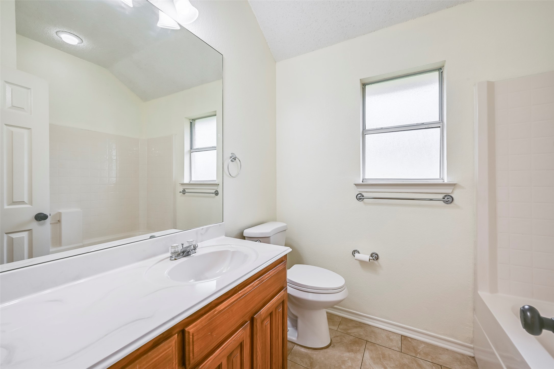 1136 Park Glen Crowley TX 76036