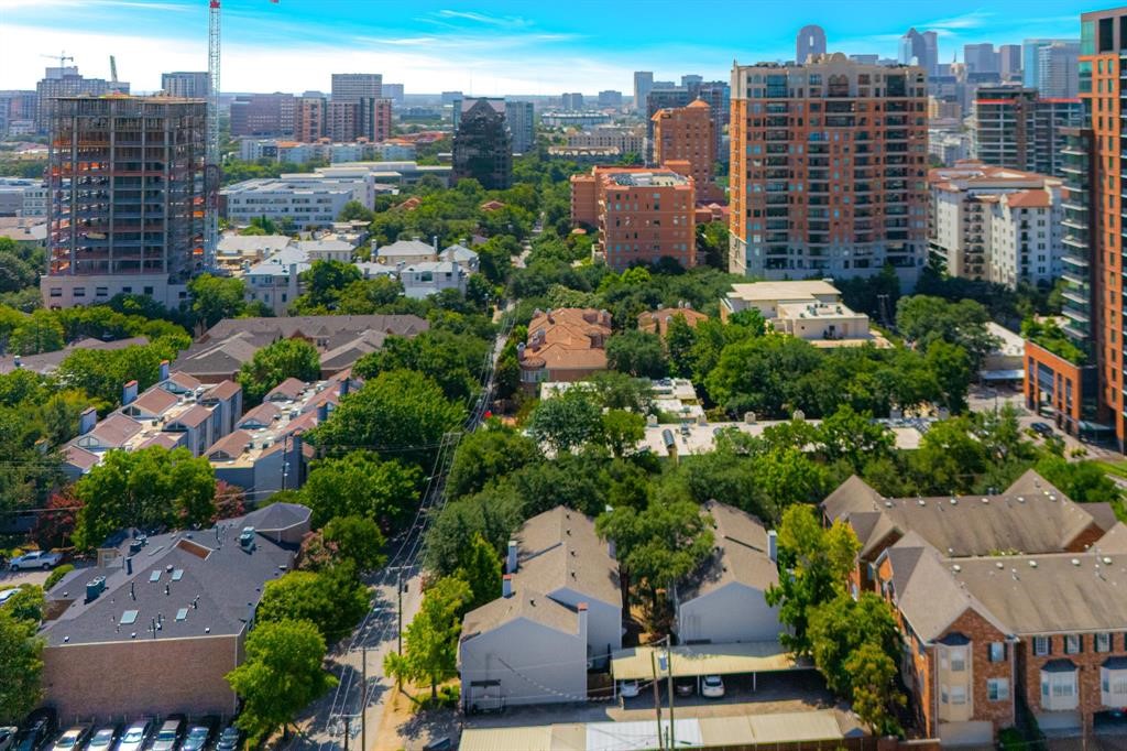 2815 Welborn Street Dallas TX 75219