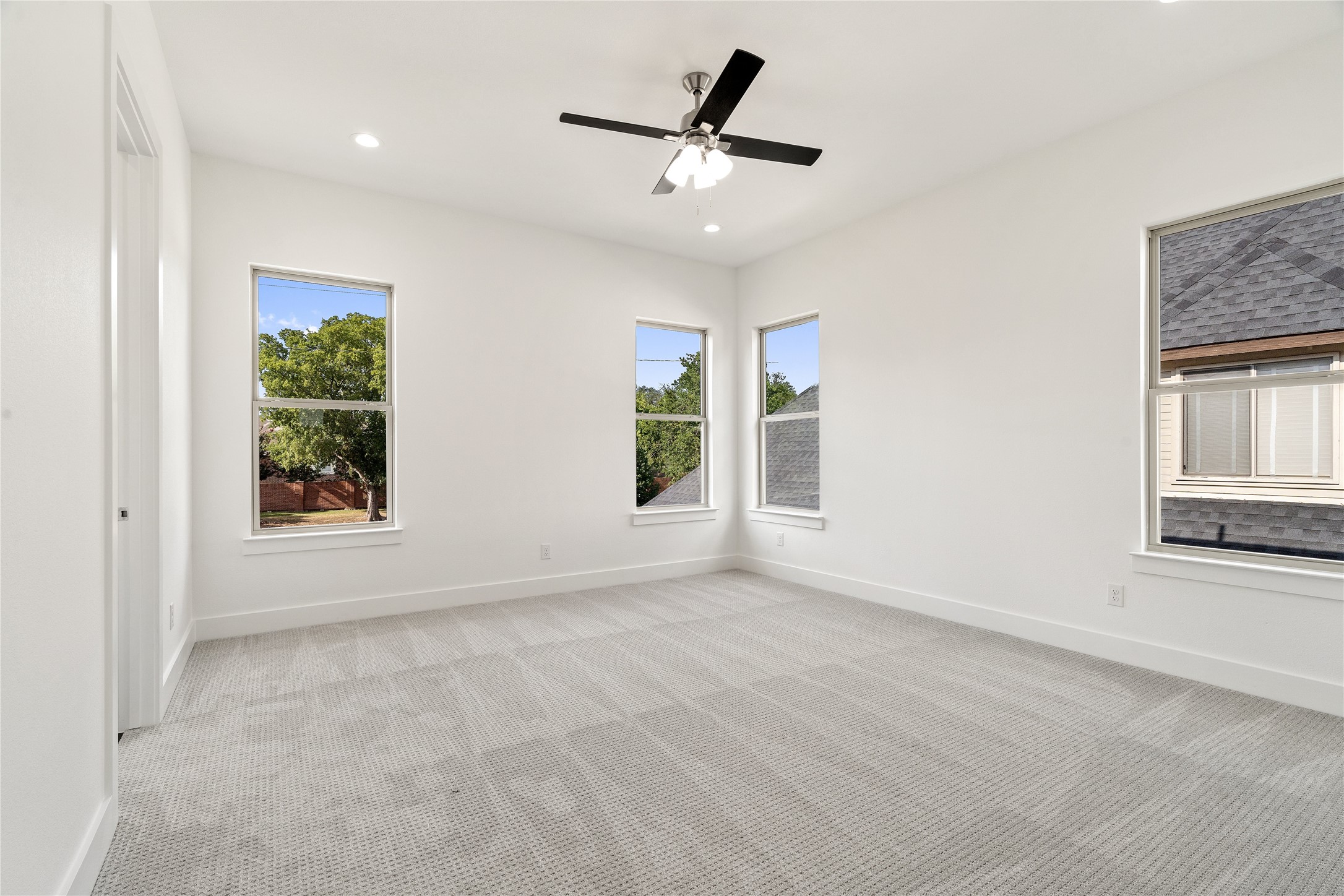 907 Saint George Place Desoto TX 75115