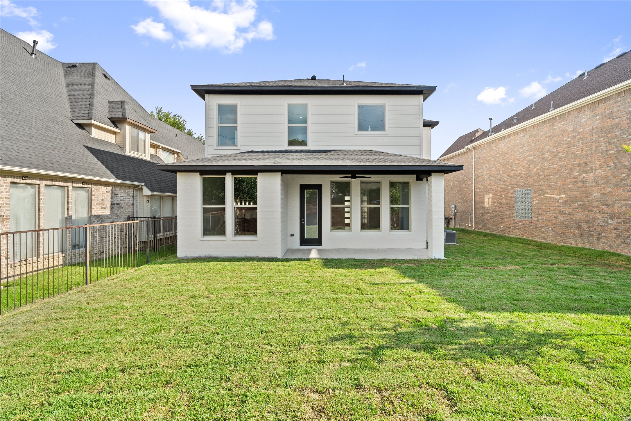 907 Saint George Place Desoto TX 75115
