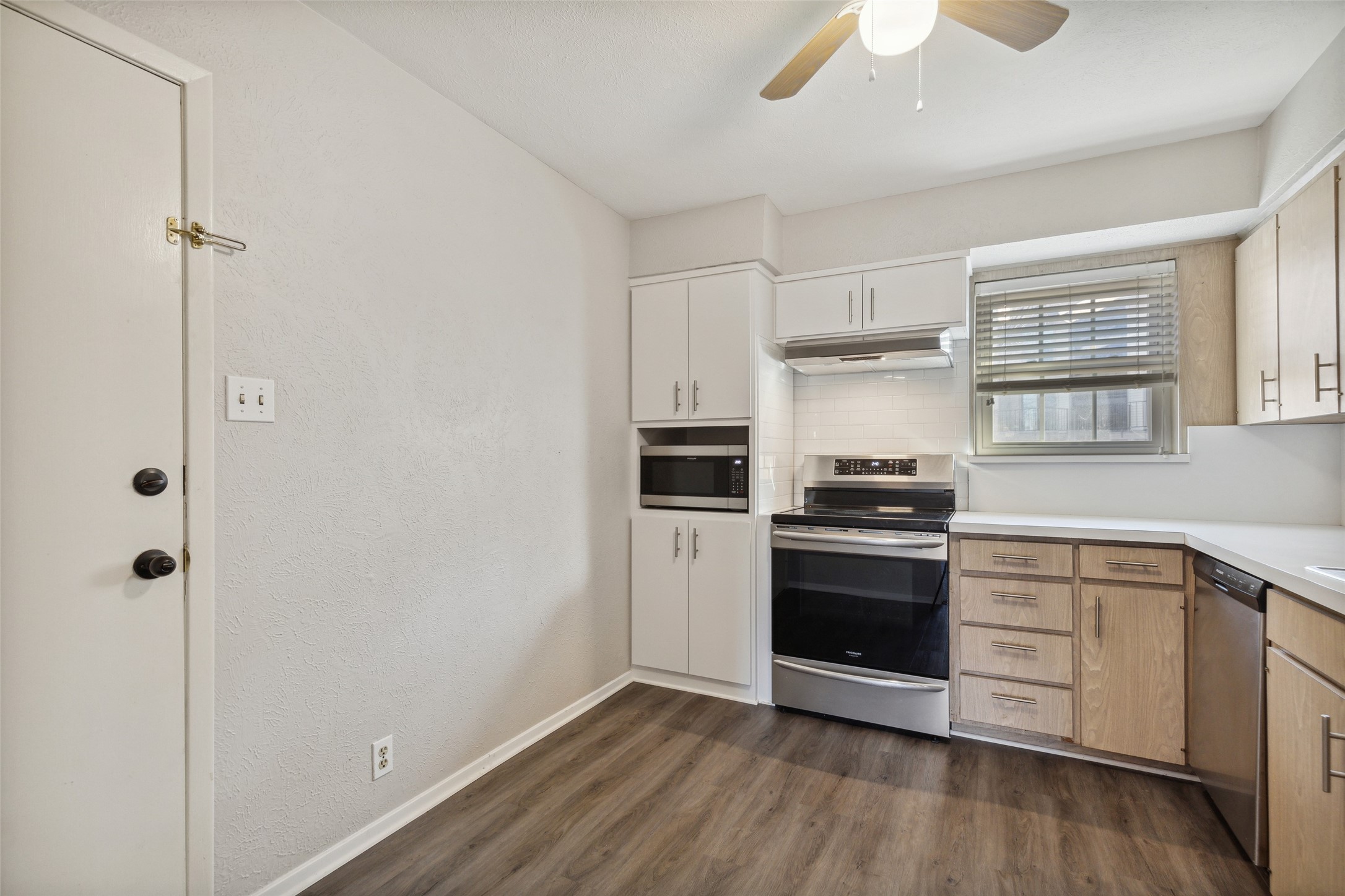 7918 Royal Lane Dallas TX 75230