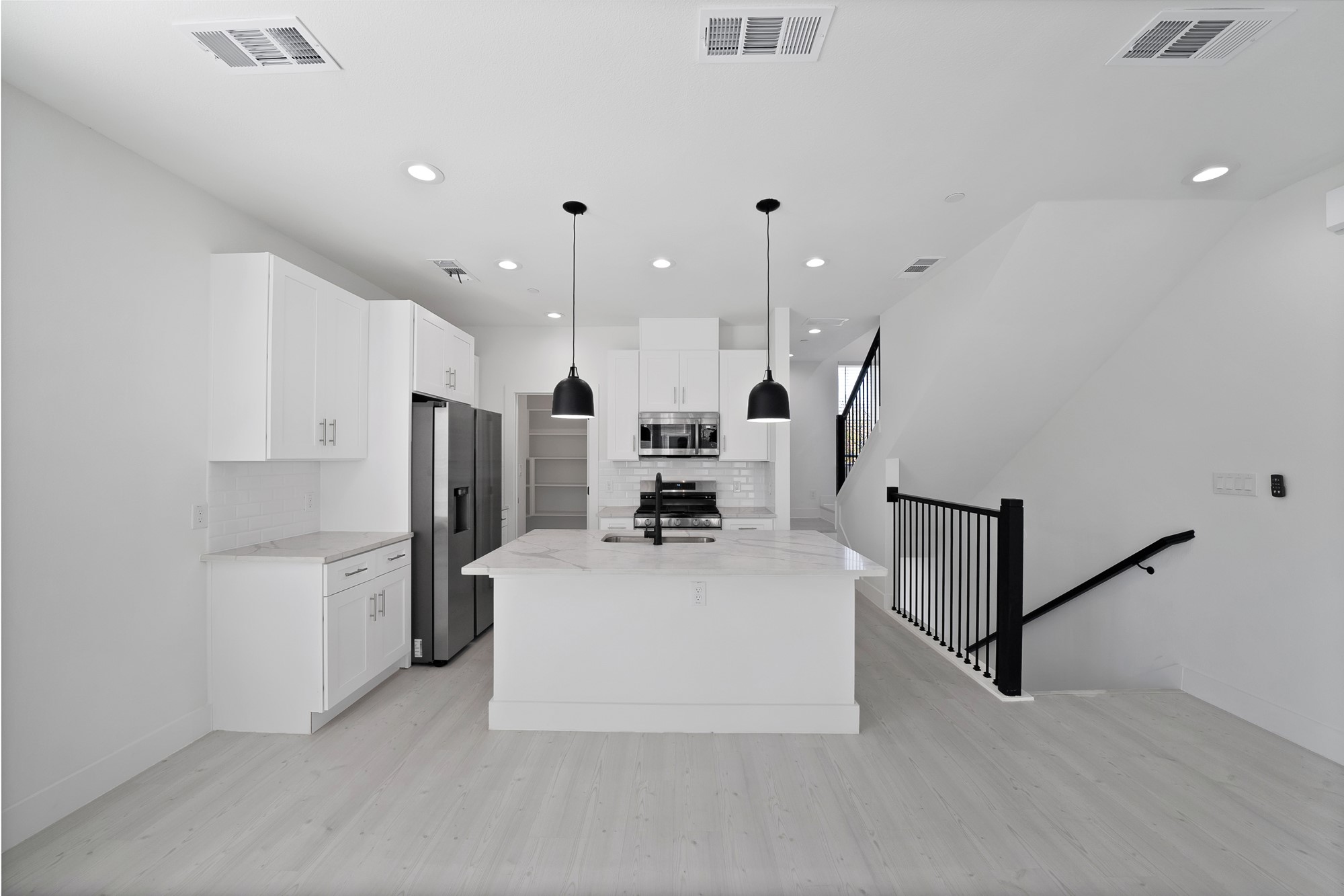 7207 Mohawk Drive Dallas TX 75235