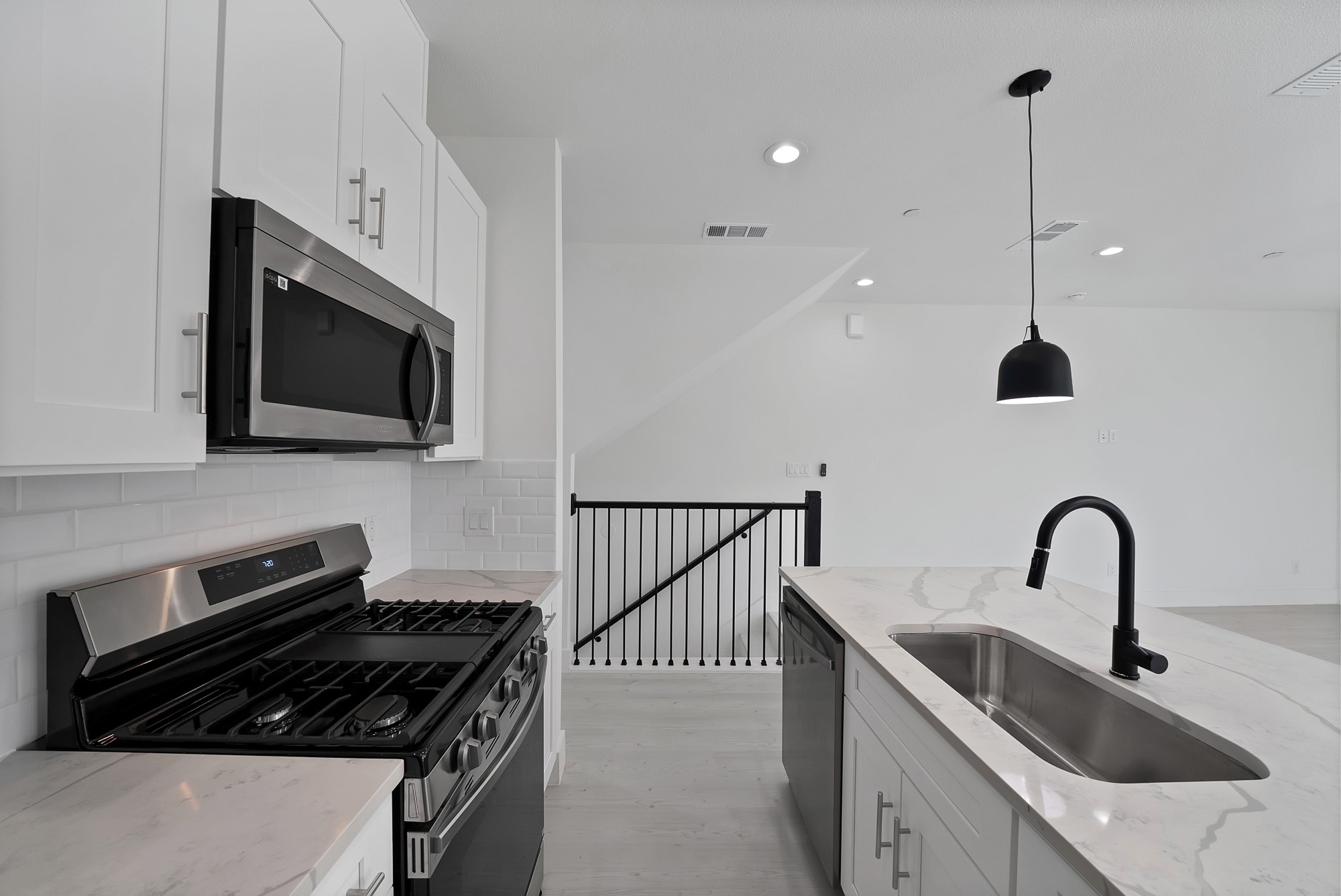 7207 Mohawk Drive Dallas TX 75235
