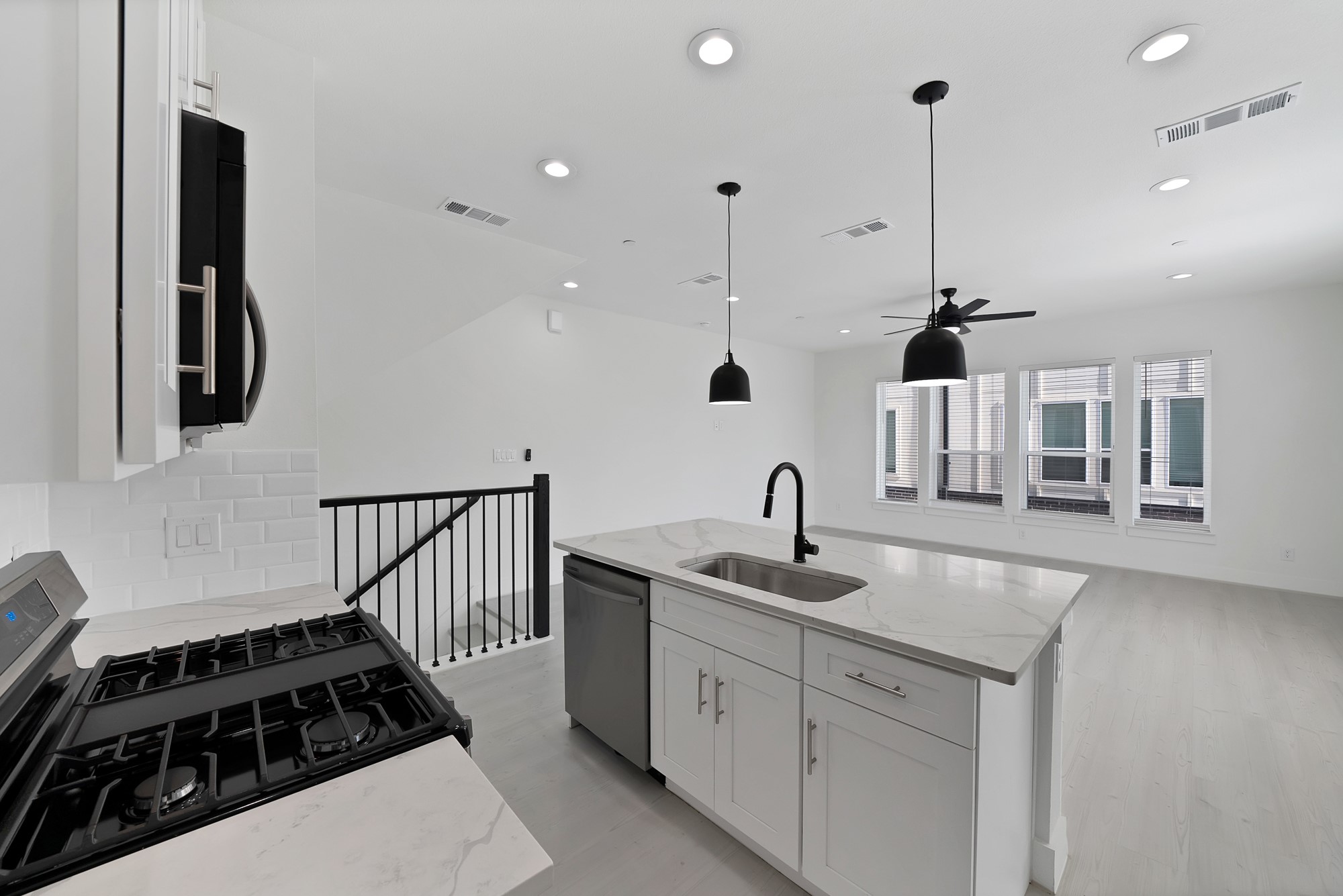 7207 Mohawk Drive Dallas TX 75235