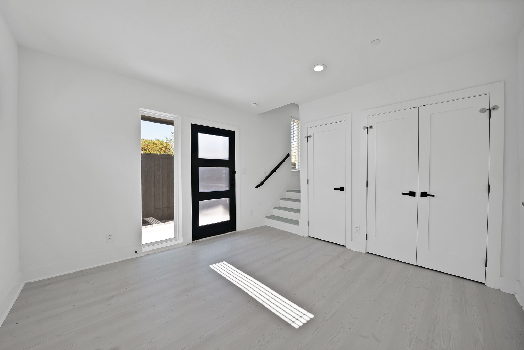 7207 Mohawk Drive Dallas TX 75235