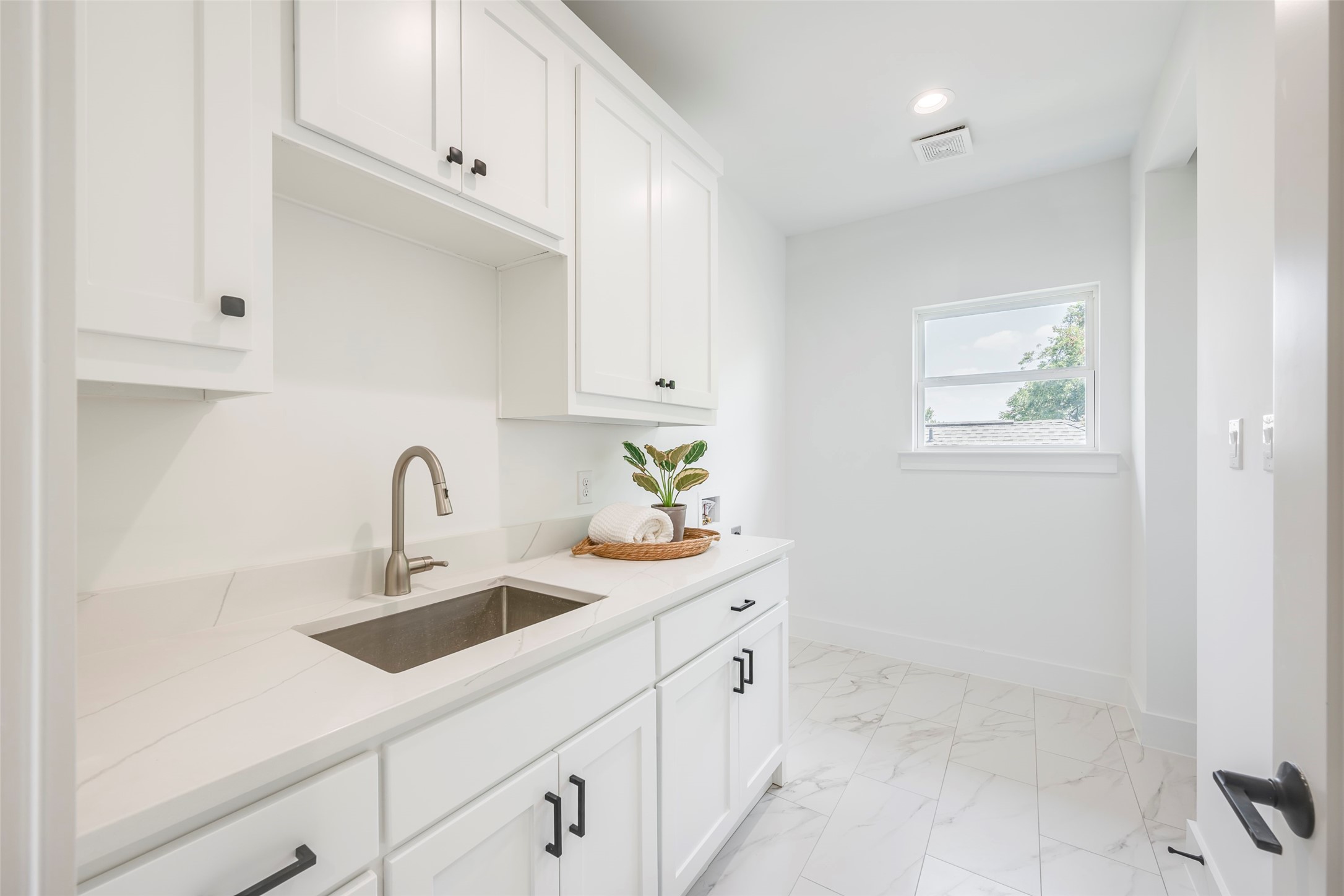 5710 Vanderbilt Avenue Dallas TX 75206