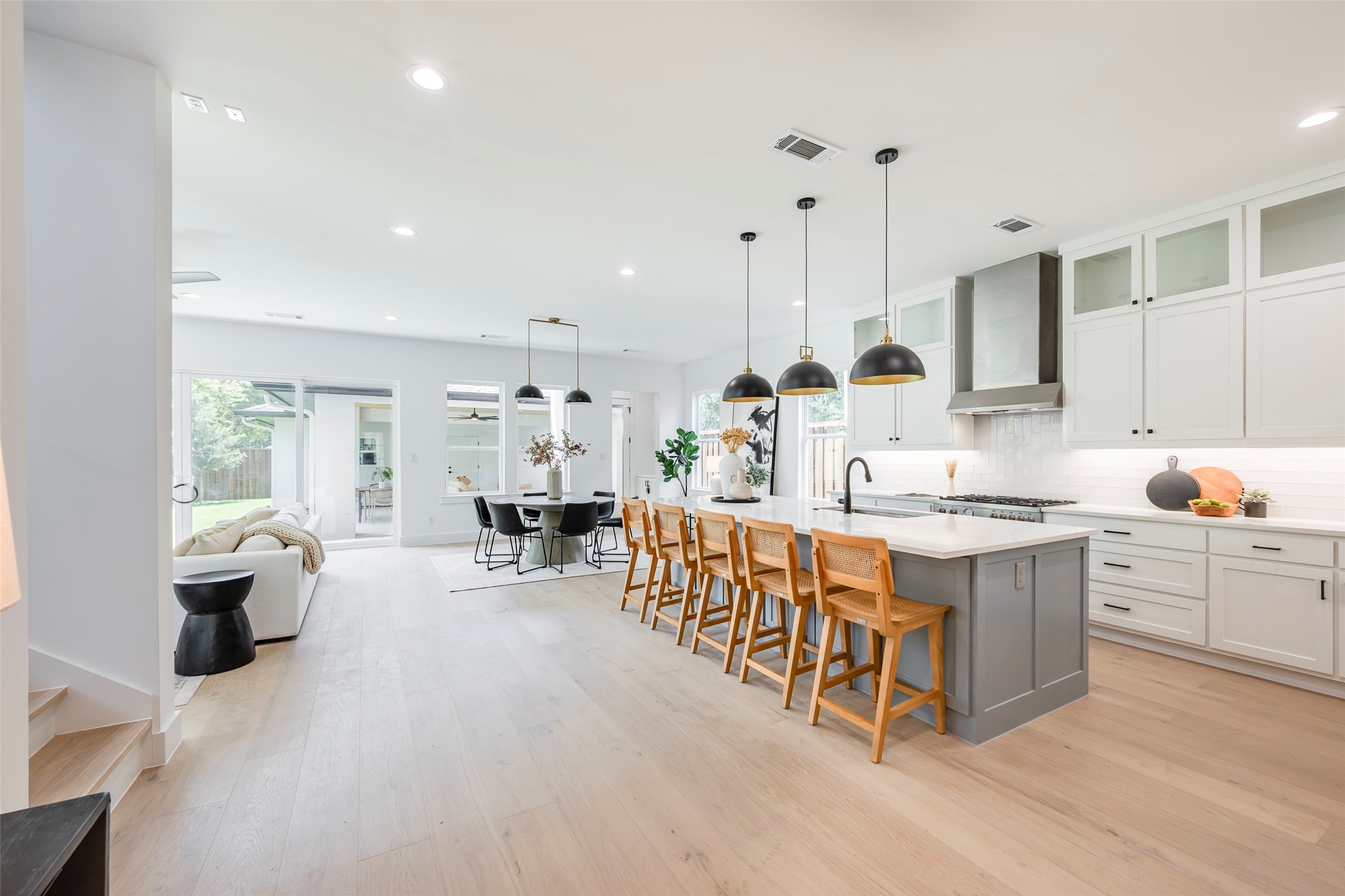 5710 Vanderbilt Avenue Dallas TX 75206