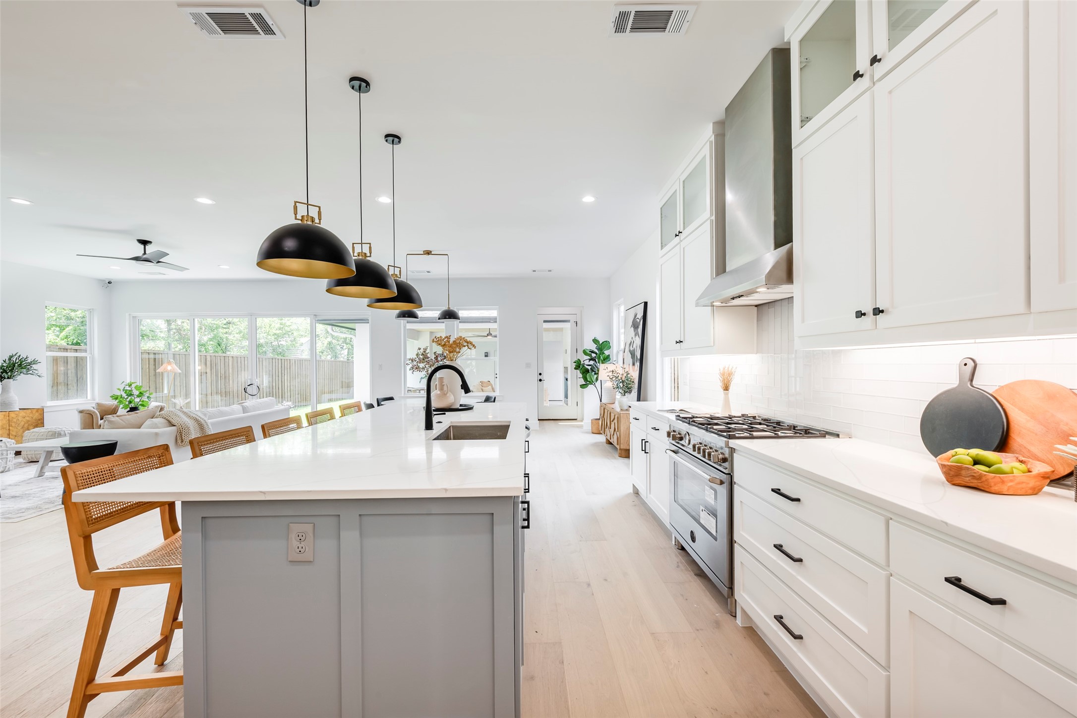 5710 Vanderbilt Avenue Dallas TX 75206
