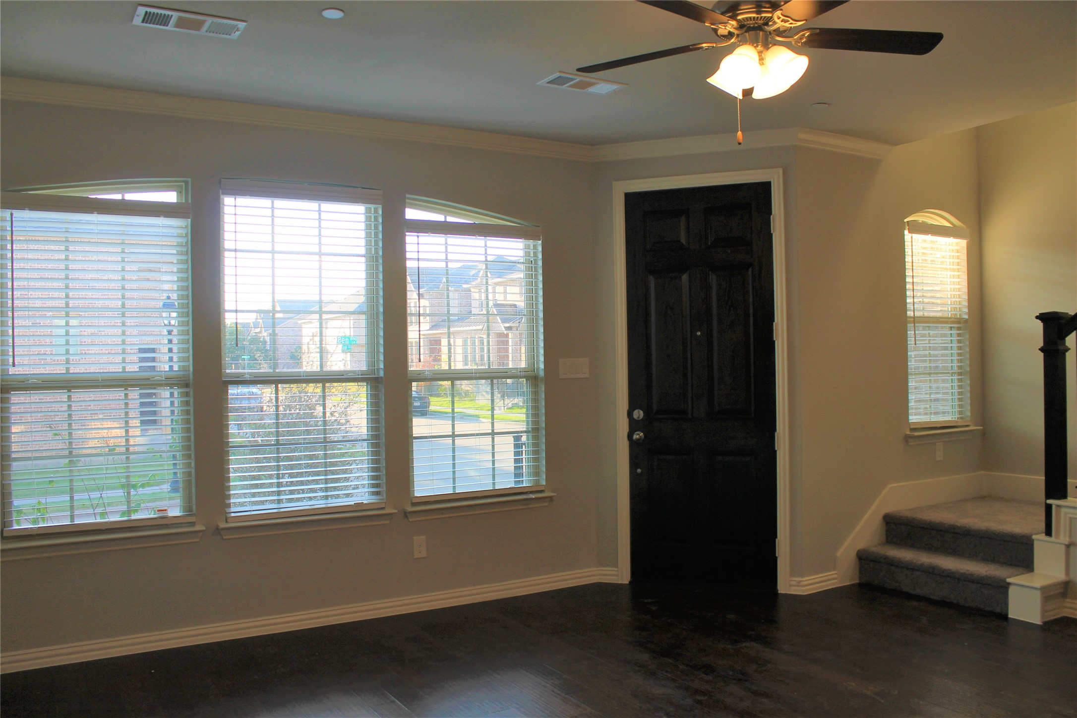 825 Ben Lane Lewisville TX 75056