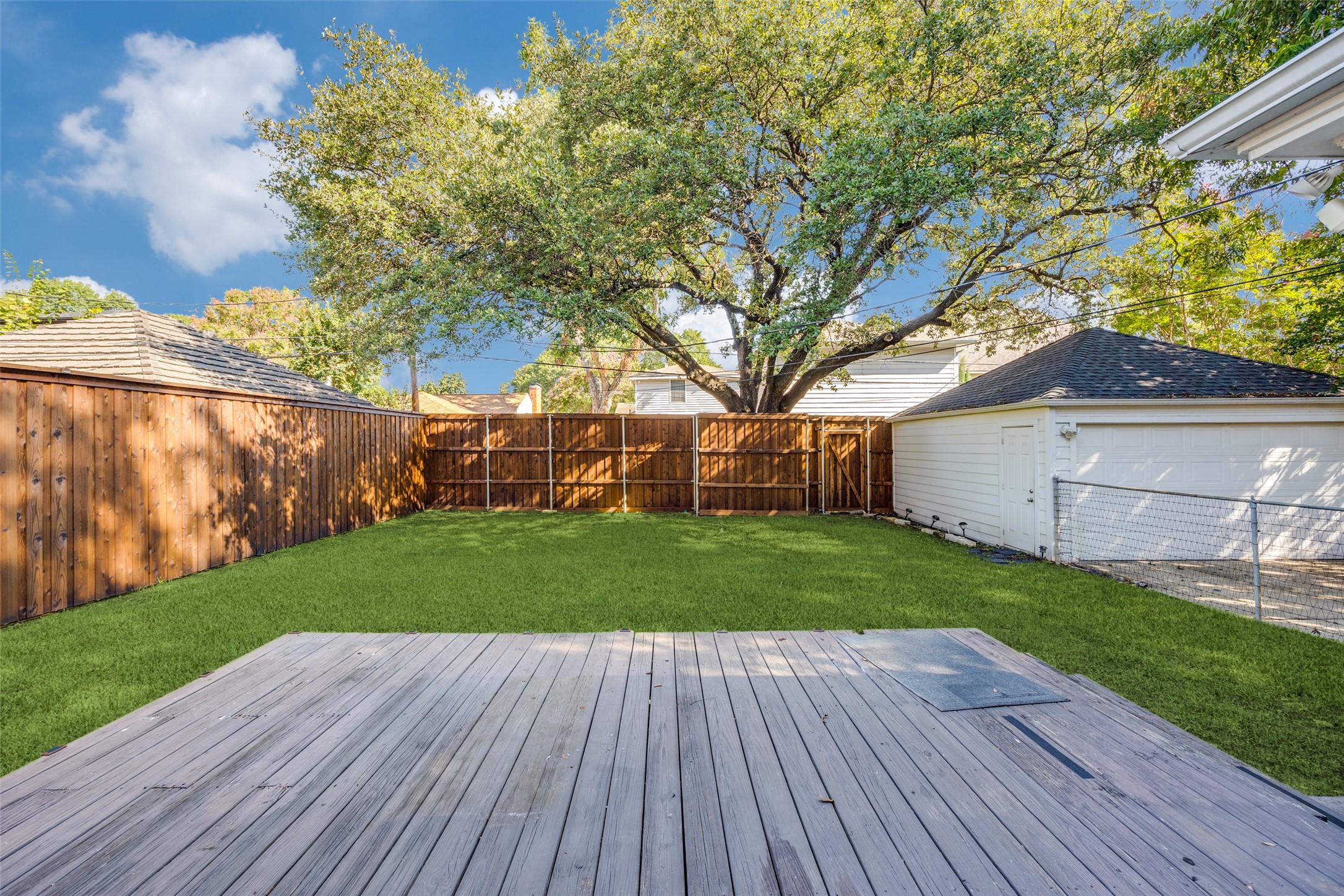 6149 Kenwood Avenue Dallas TX 75214
