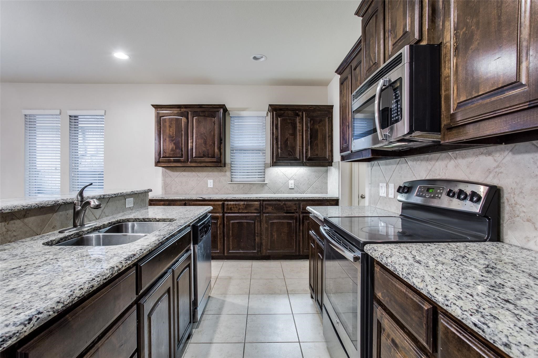 1809 Evergreen Court Grapevine TX 76051