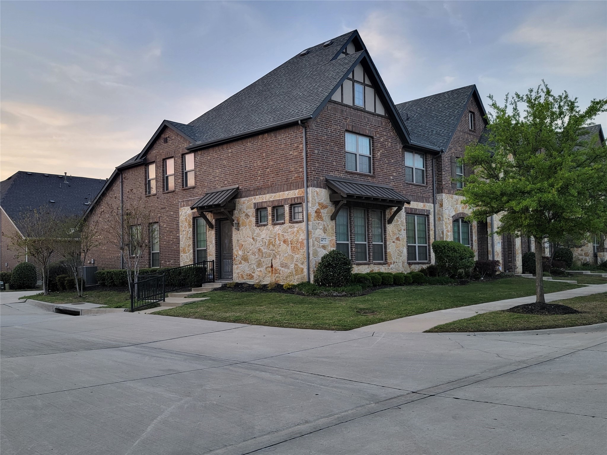 4667A Rhett Lane Carrollton TX 75010