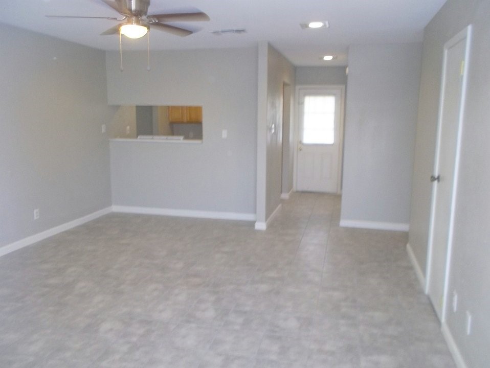 1502 Cardinal Drive Ennis TX 75119