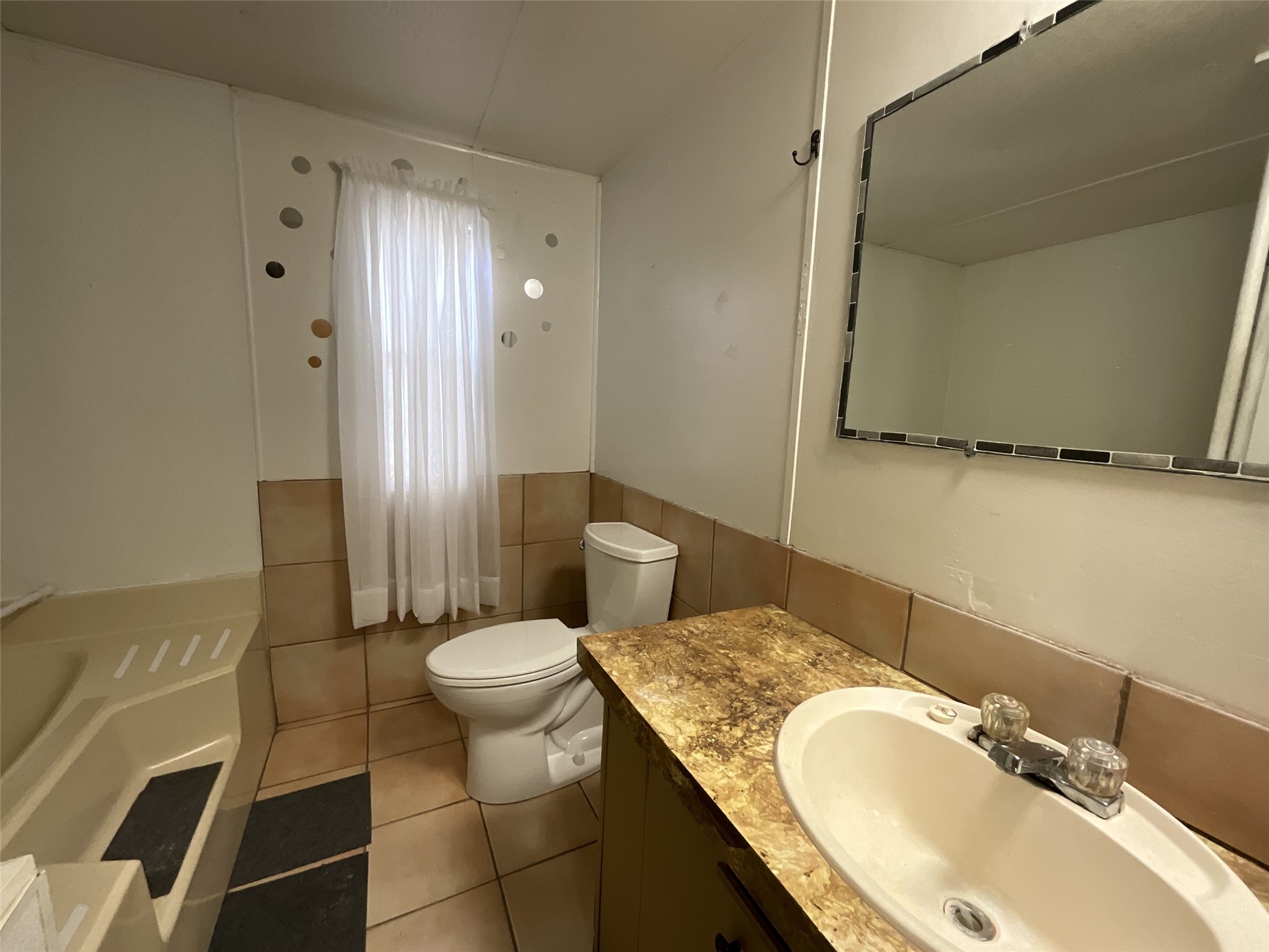 1053 Vz County Road 1927 Edgewood TX 75117