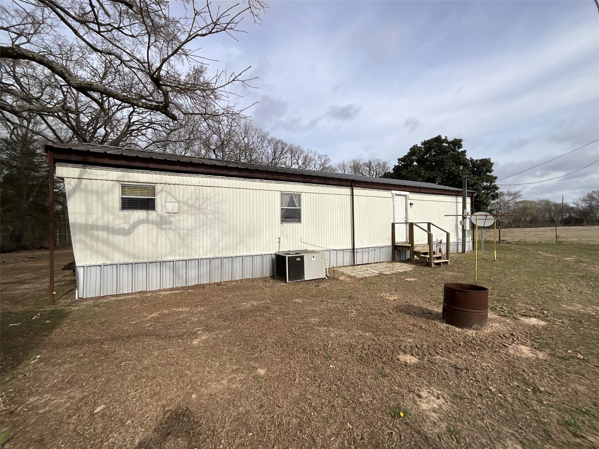 1053 Vz County Road 1927 Edgewood TX 75117