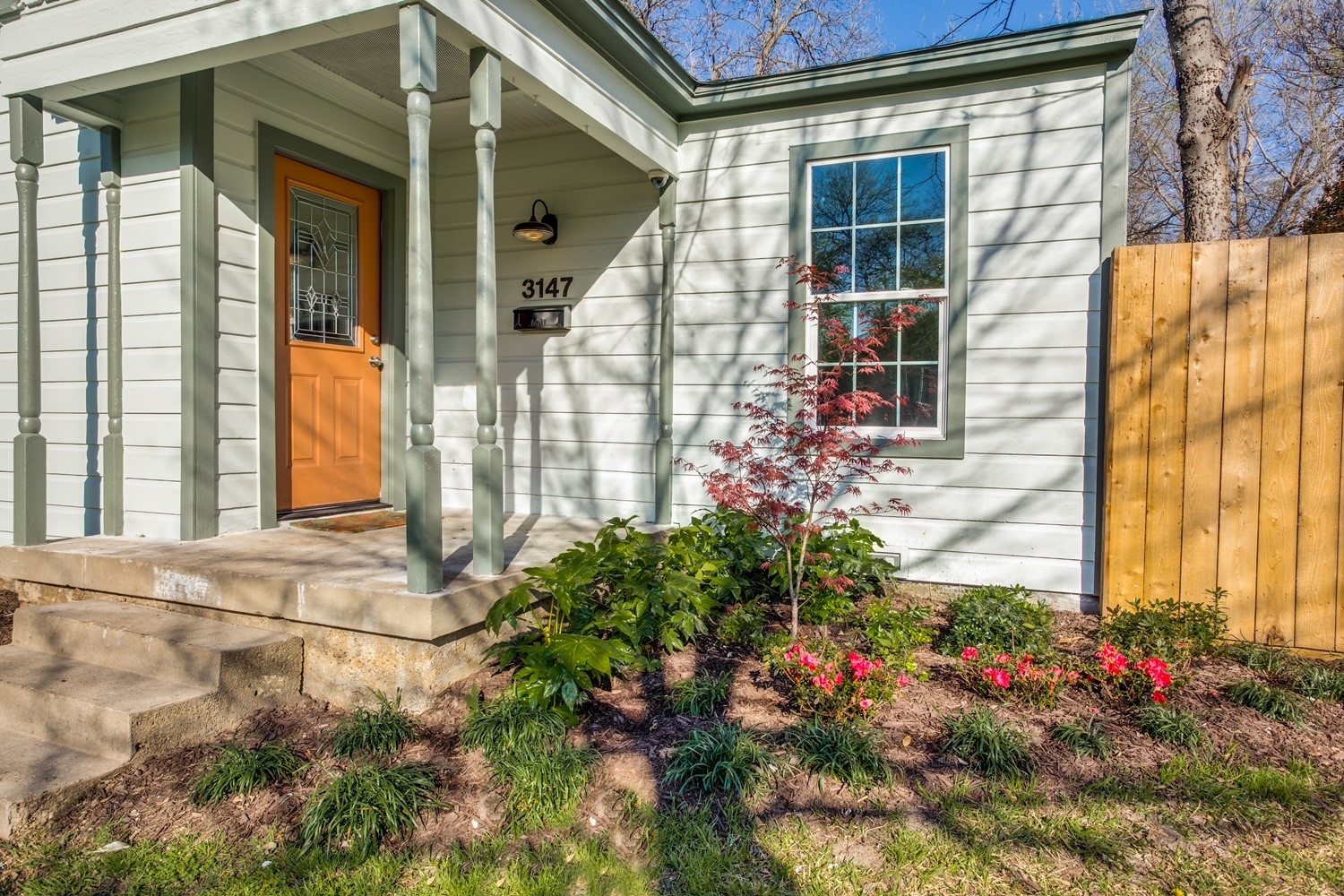 3147 Hedgerow Drive Dallas TX 75235