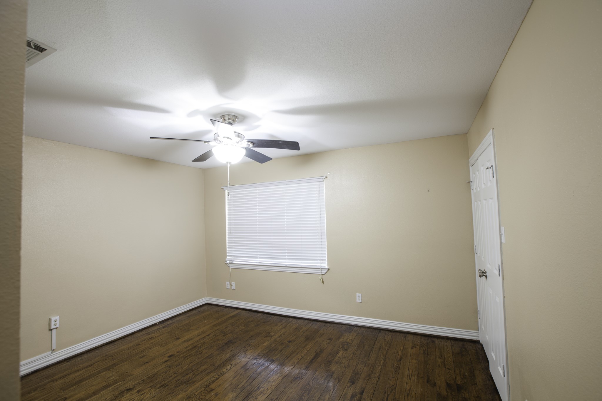 4741 Bradford Drive Dallas TX 75219