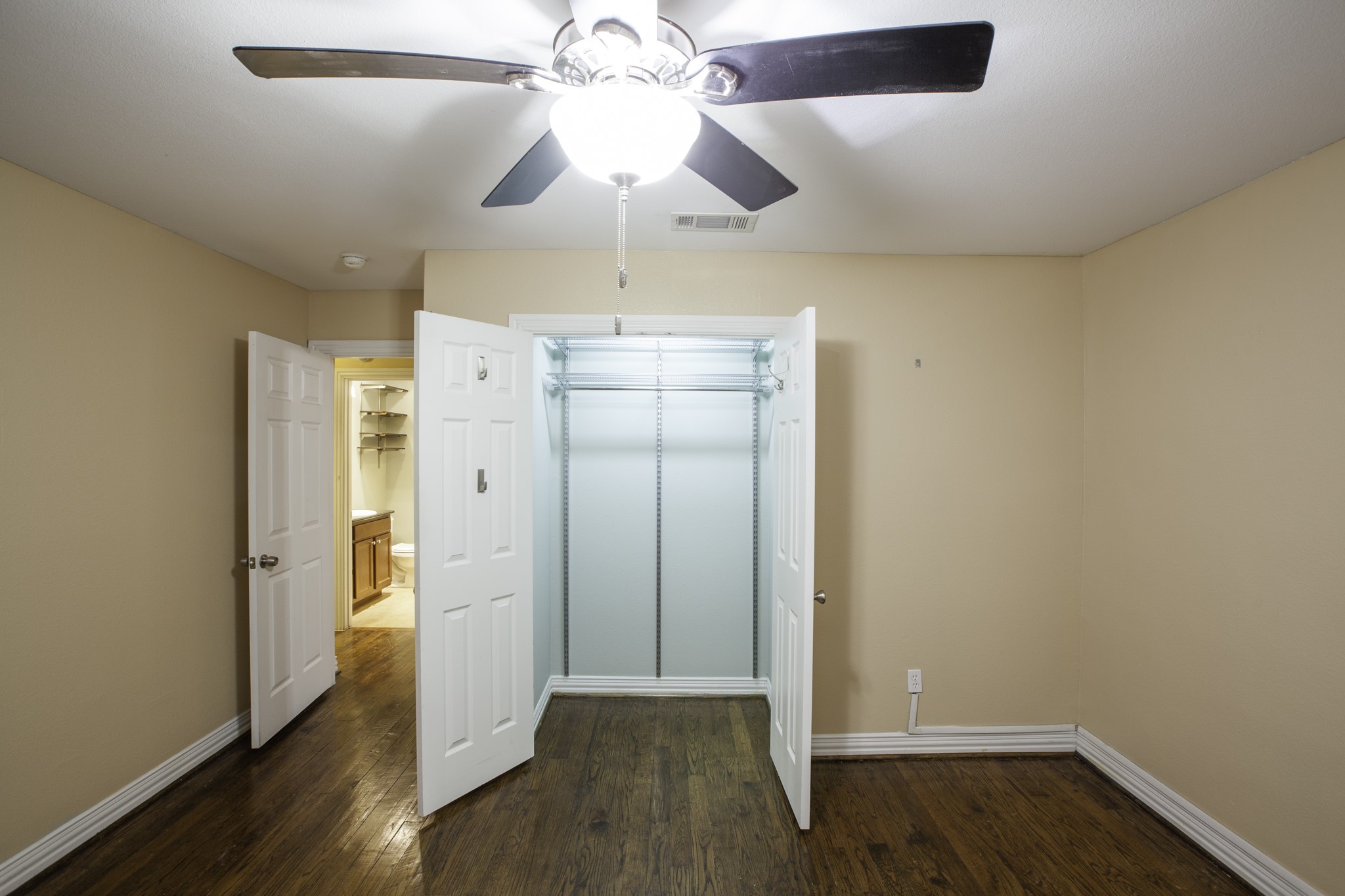 4741 Bradford Drive Dallas TX 75219