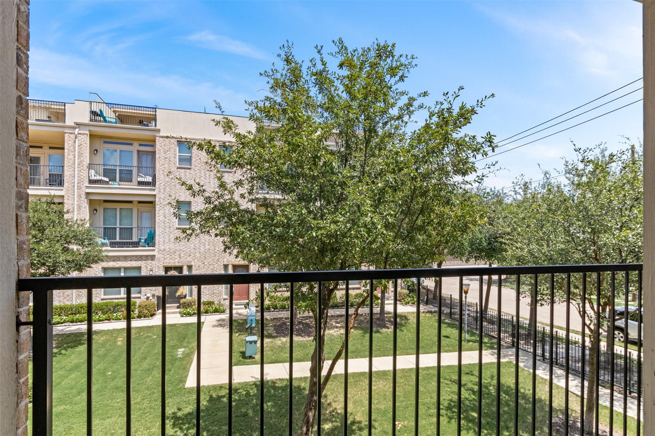 1304 Palm Canyon Drive Dallas TX 75204