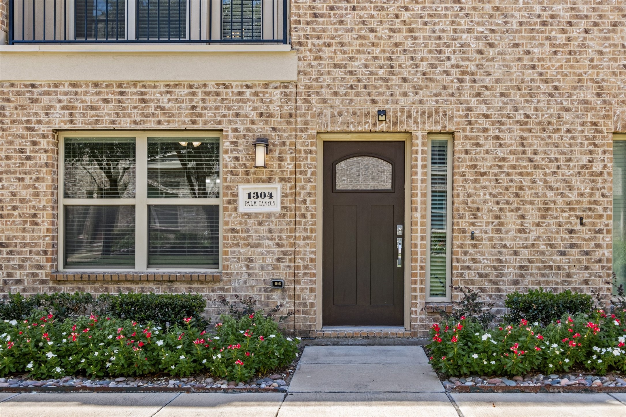 1304 Palm Canyon Drive Dallas TX 75204