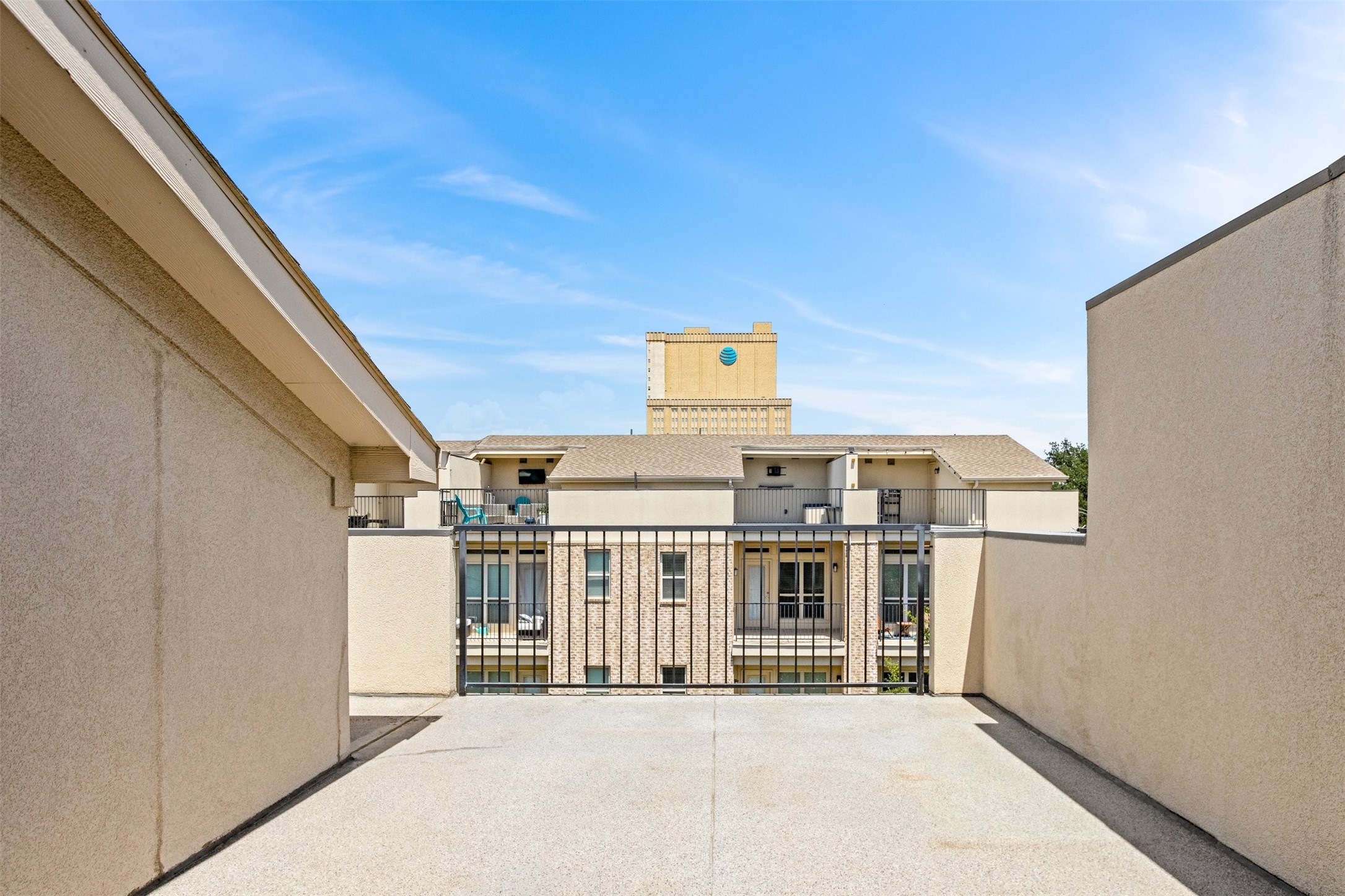 1304 Palm Canyon Drive Dallas TX 75204