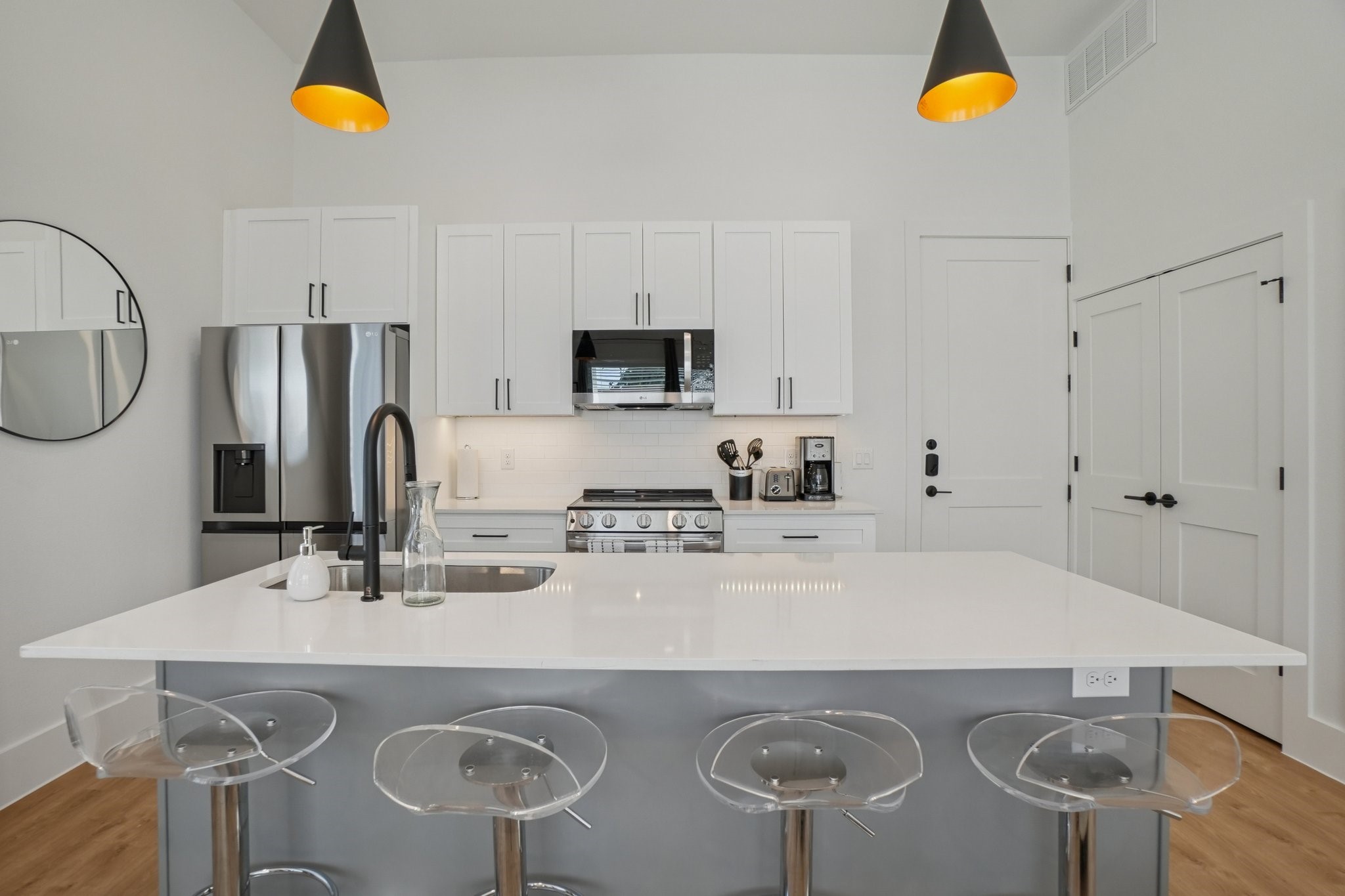 6418 Maple Avenue Dallas TX 75235