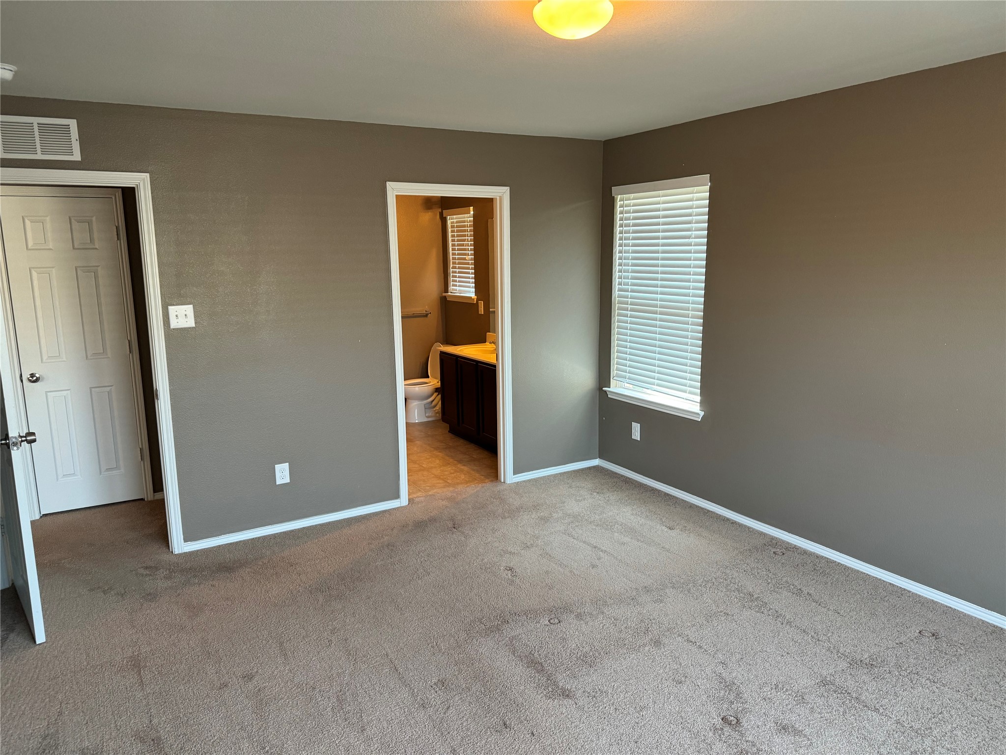 805 Underhill Drive Arlington TX 76002