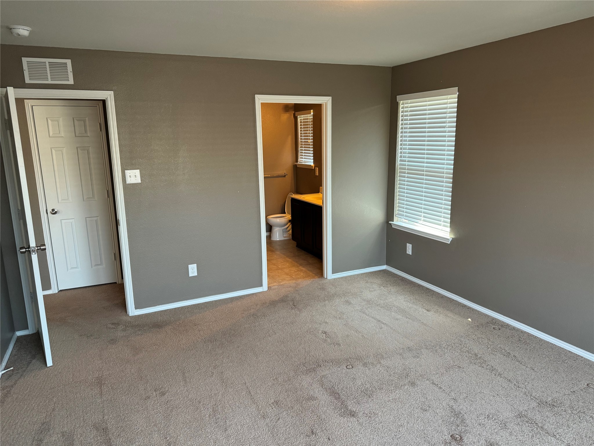 805 Underhill Drive Arlington TX 76002