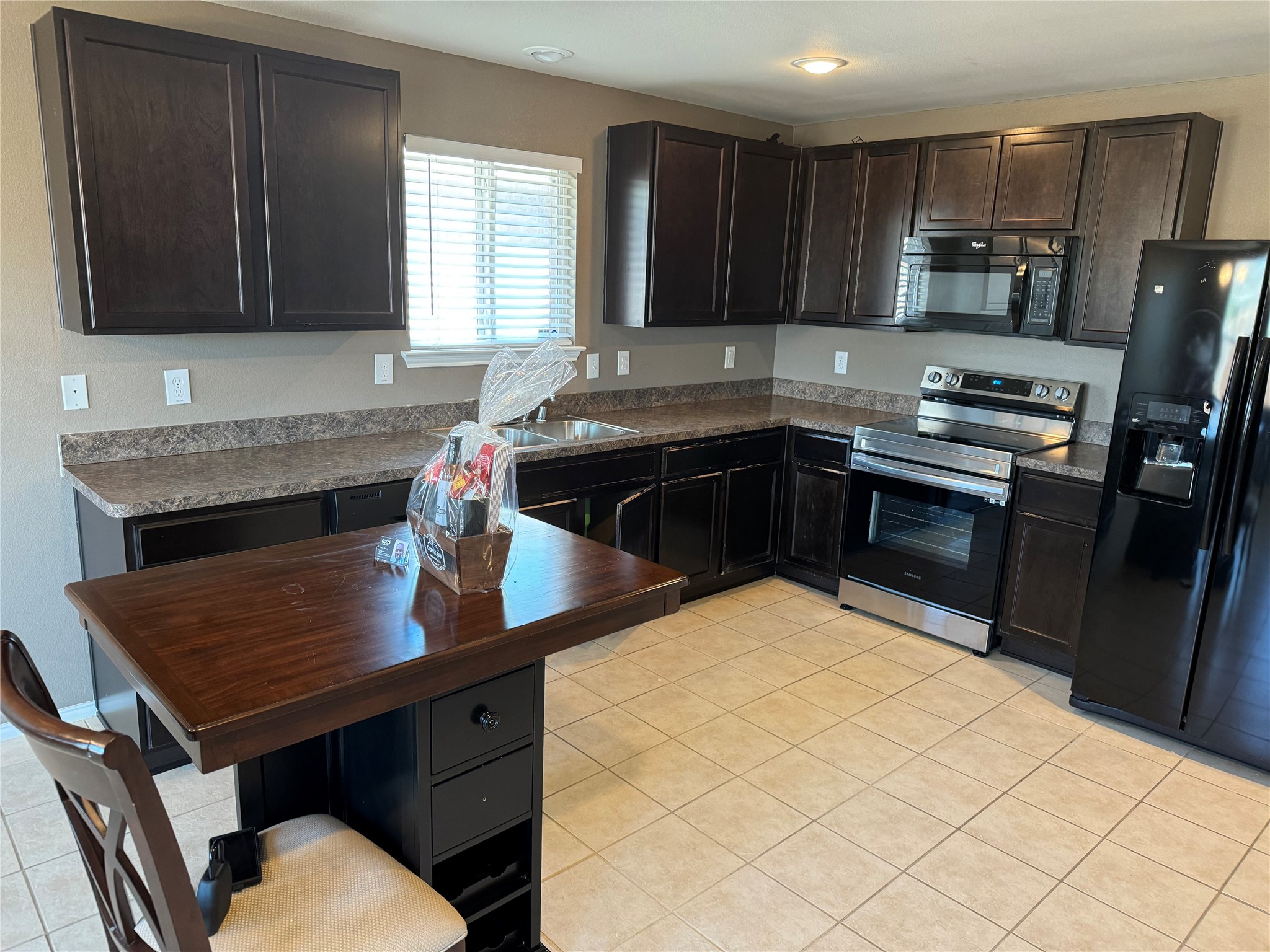 805 Underhill Drive Arlington TX 76002