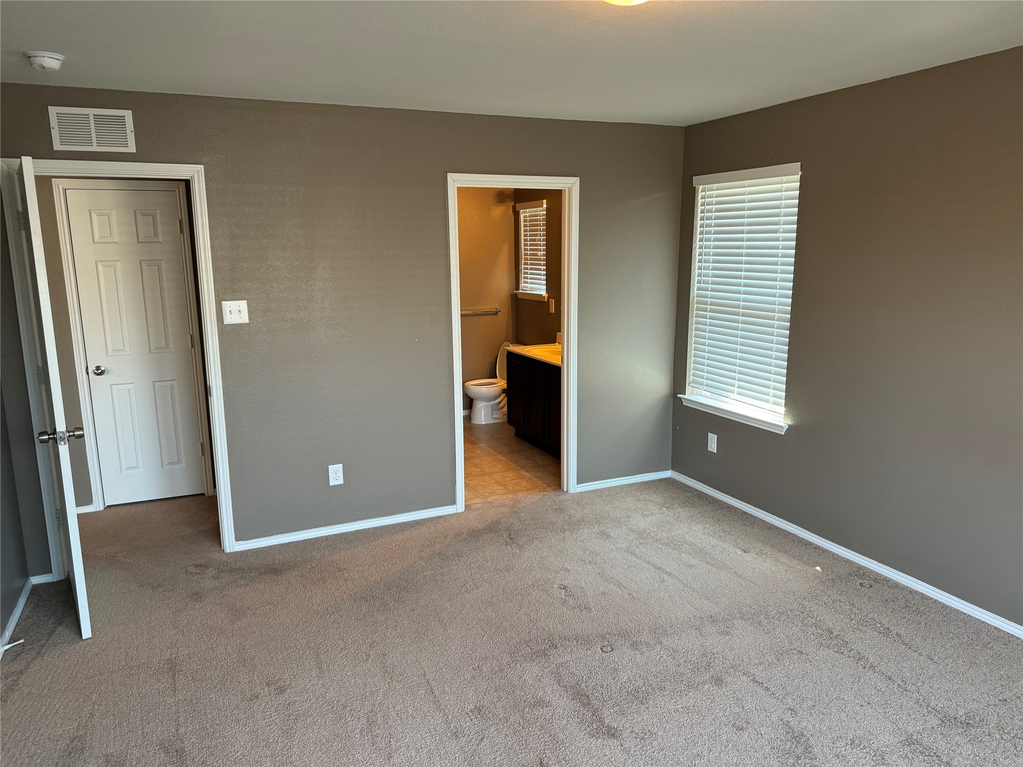 805 Underhill Drive Arlington TX 76002