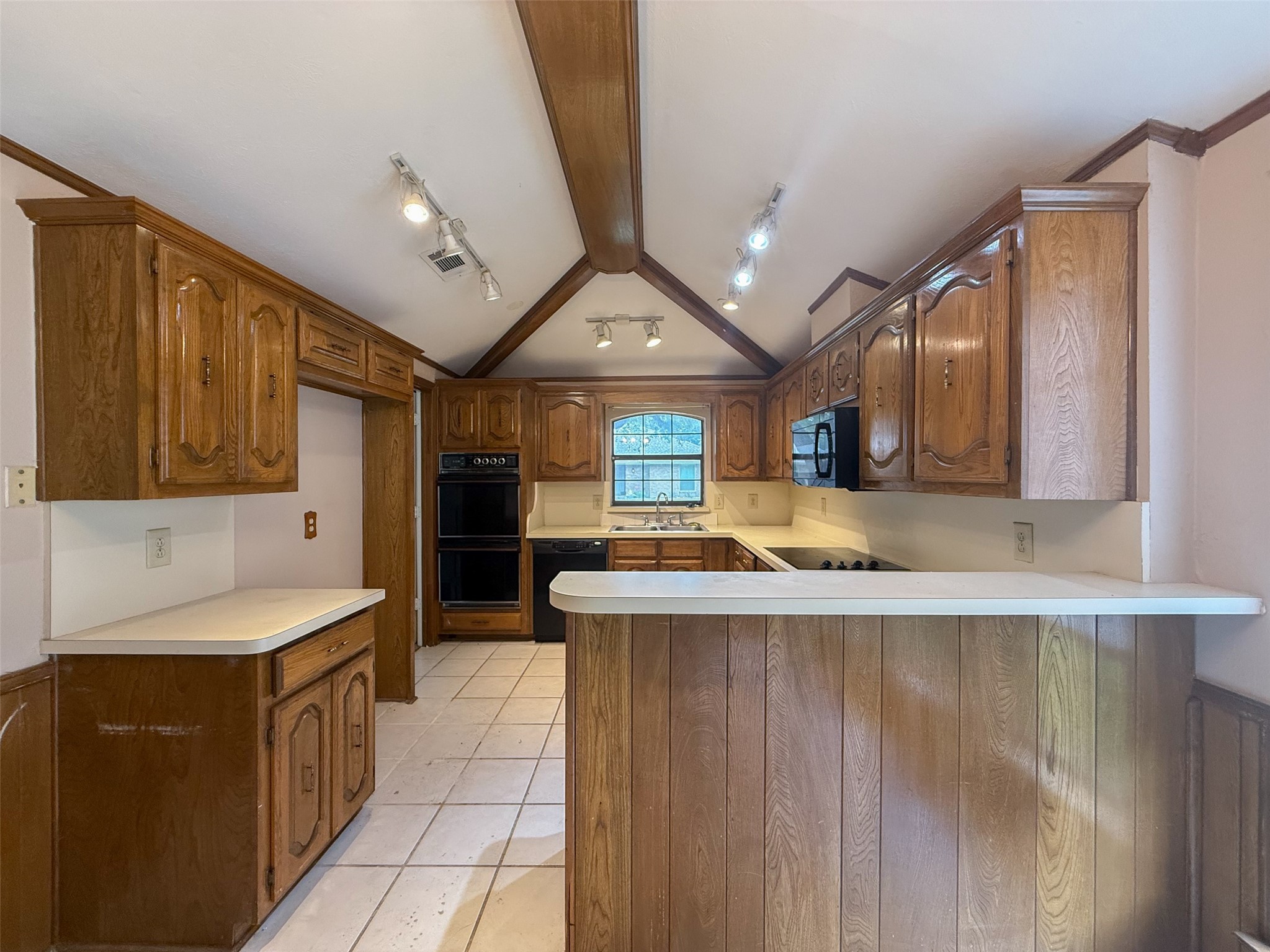 6643 Garlinghouse Lane Dallas TX 75252