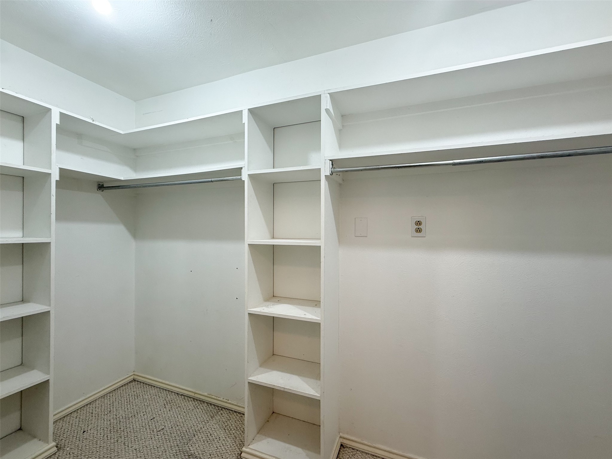 6643 Garlinghouse Lane Dallas TX 75252