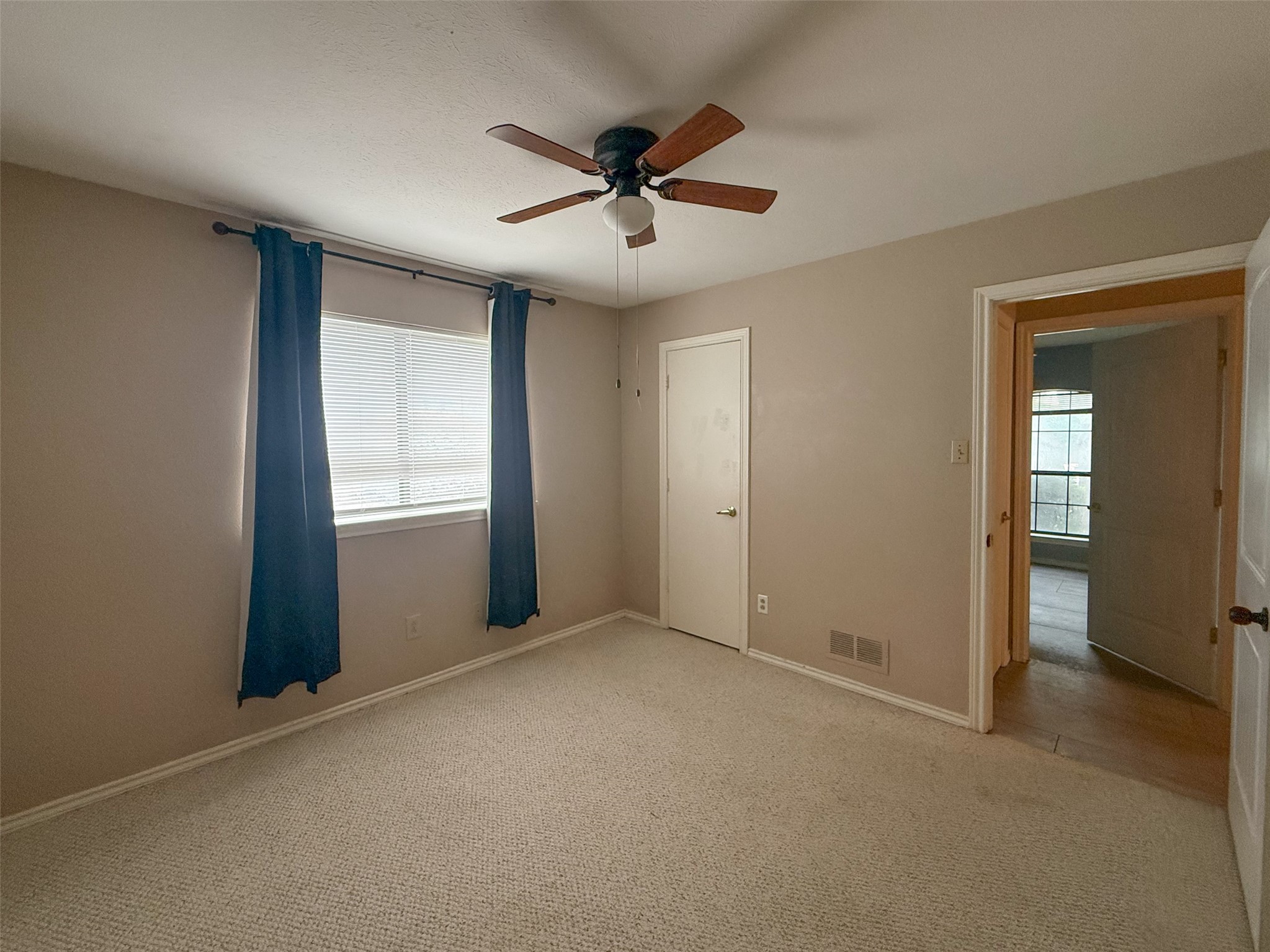 6643 Garlinghouse Lane Dallas TX 75252