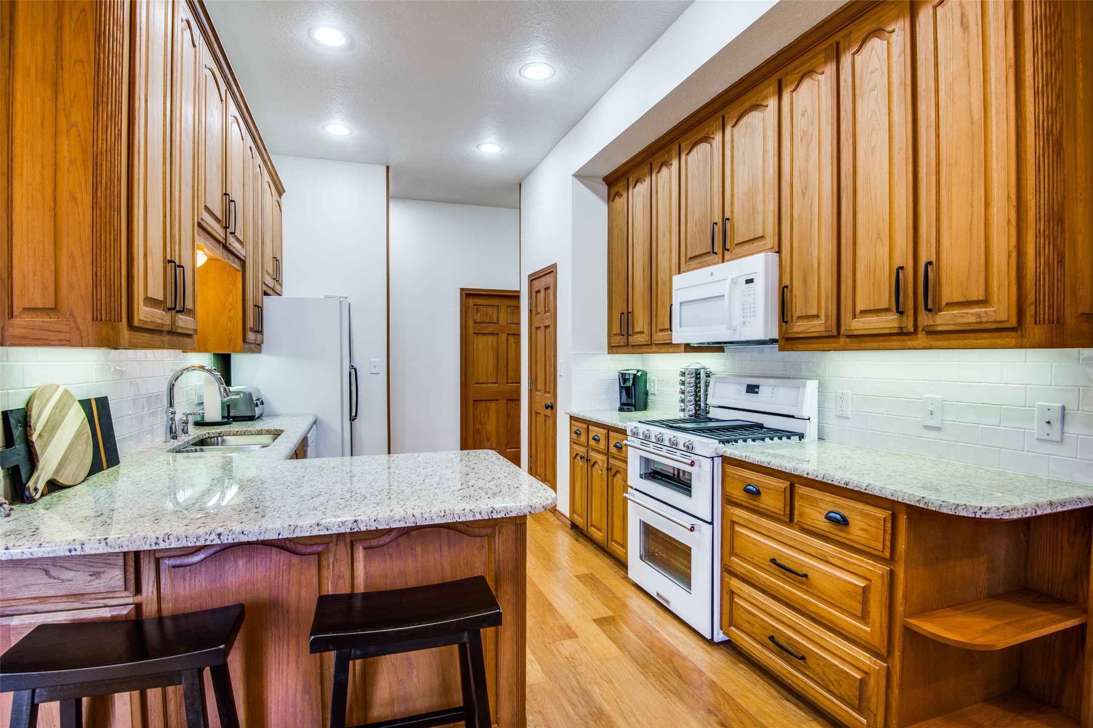 4920 Glen Oaks Circle Aubrey TX 76227