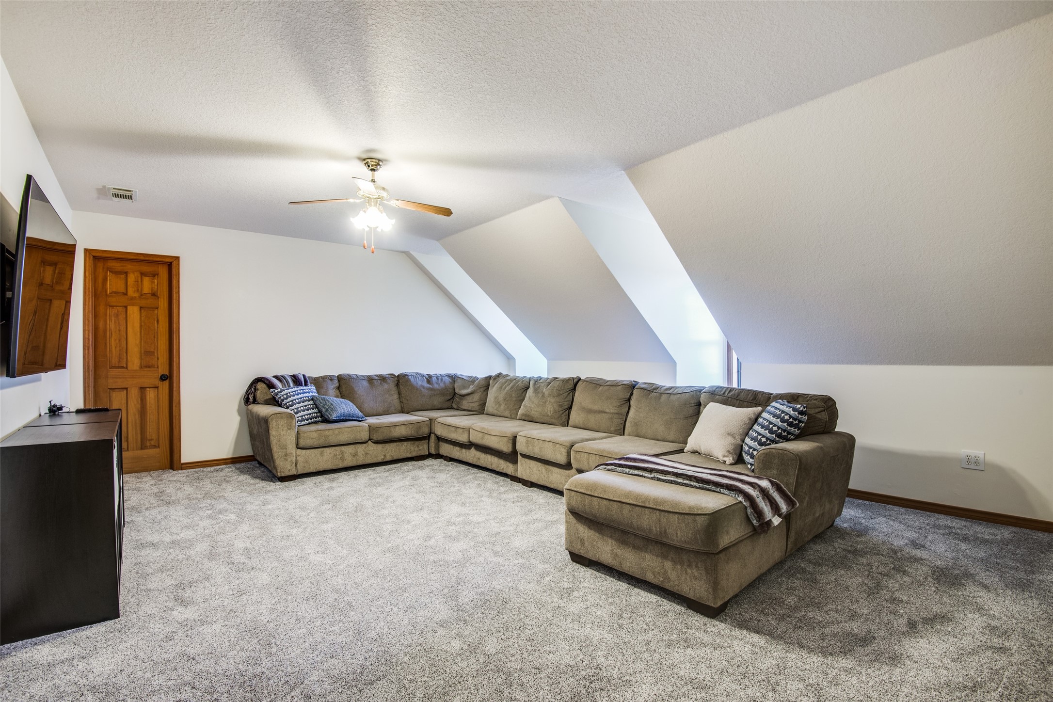 4920 Glen Oaks Circle Aubrey TX 76227