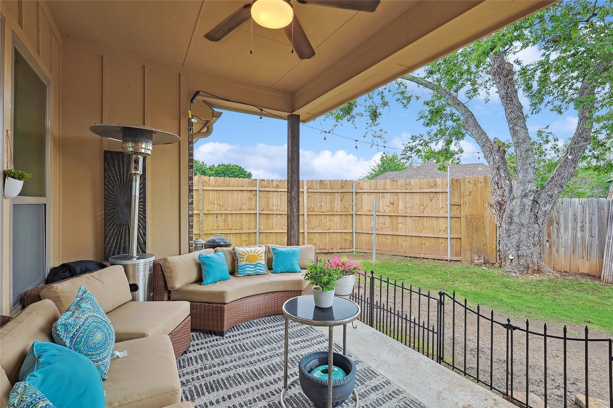 342 W Huffman Street Krum TX 76249