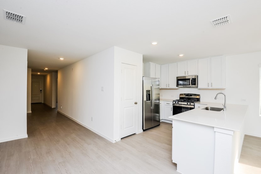 2712 Mistwood Benbrook TX 76108